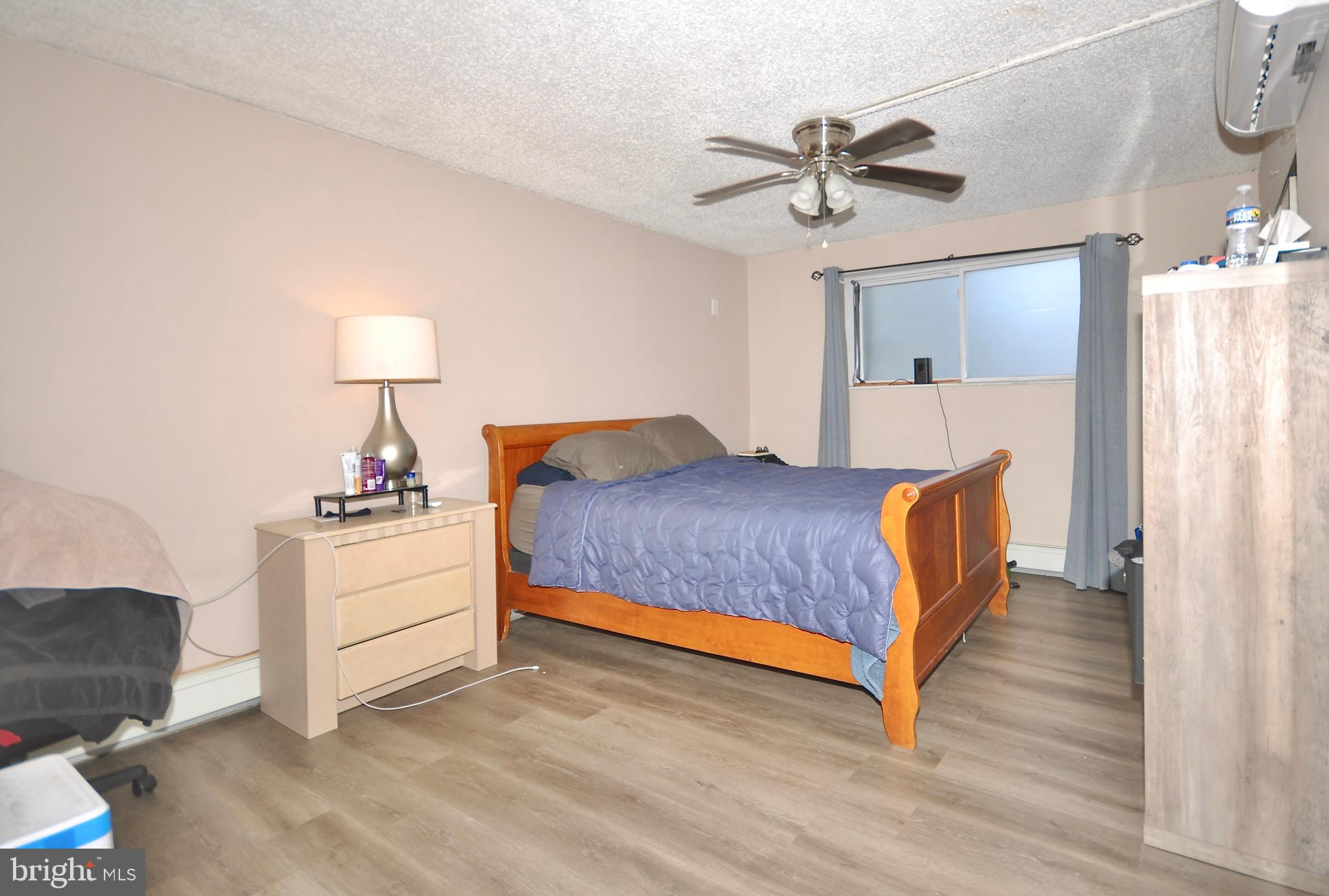 SOMERTON - Residential