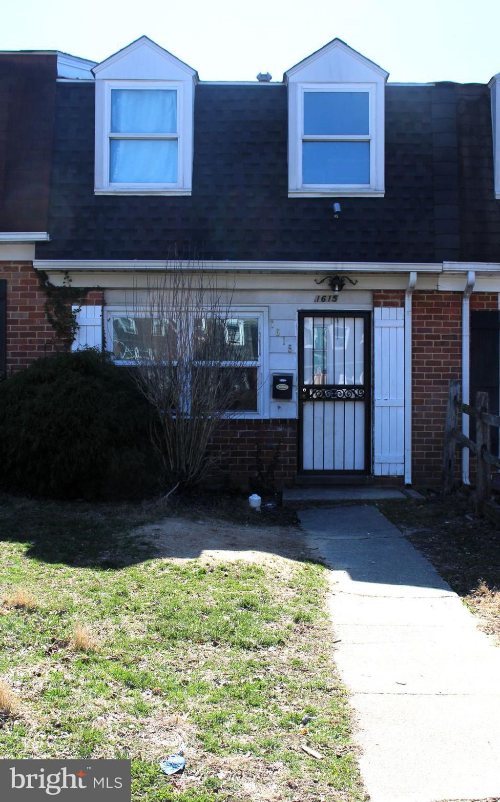 listing image 0