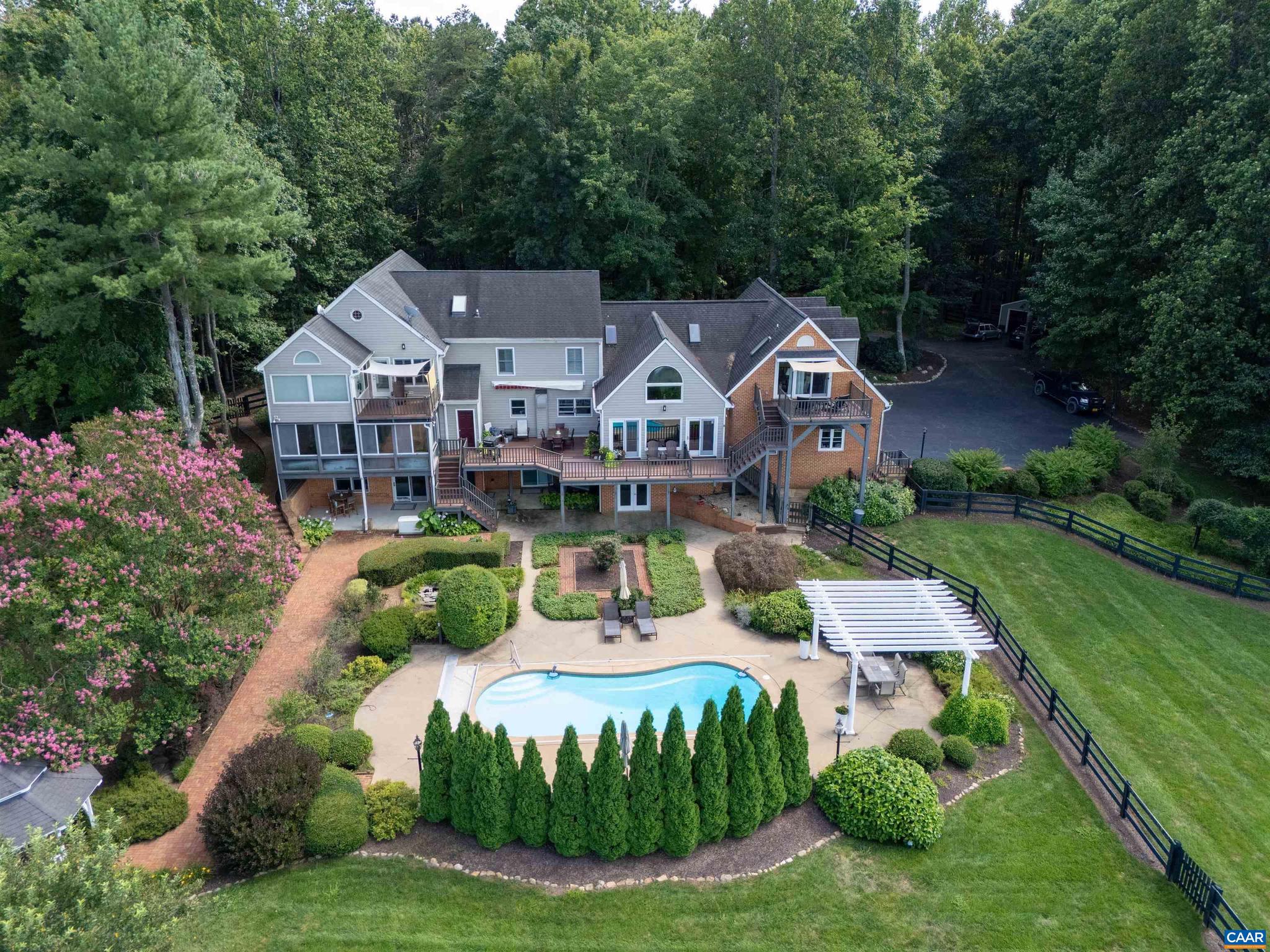 WAVERTREE HALL FARM - Residential