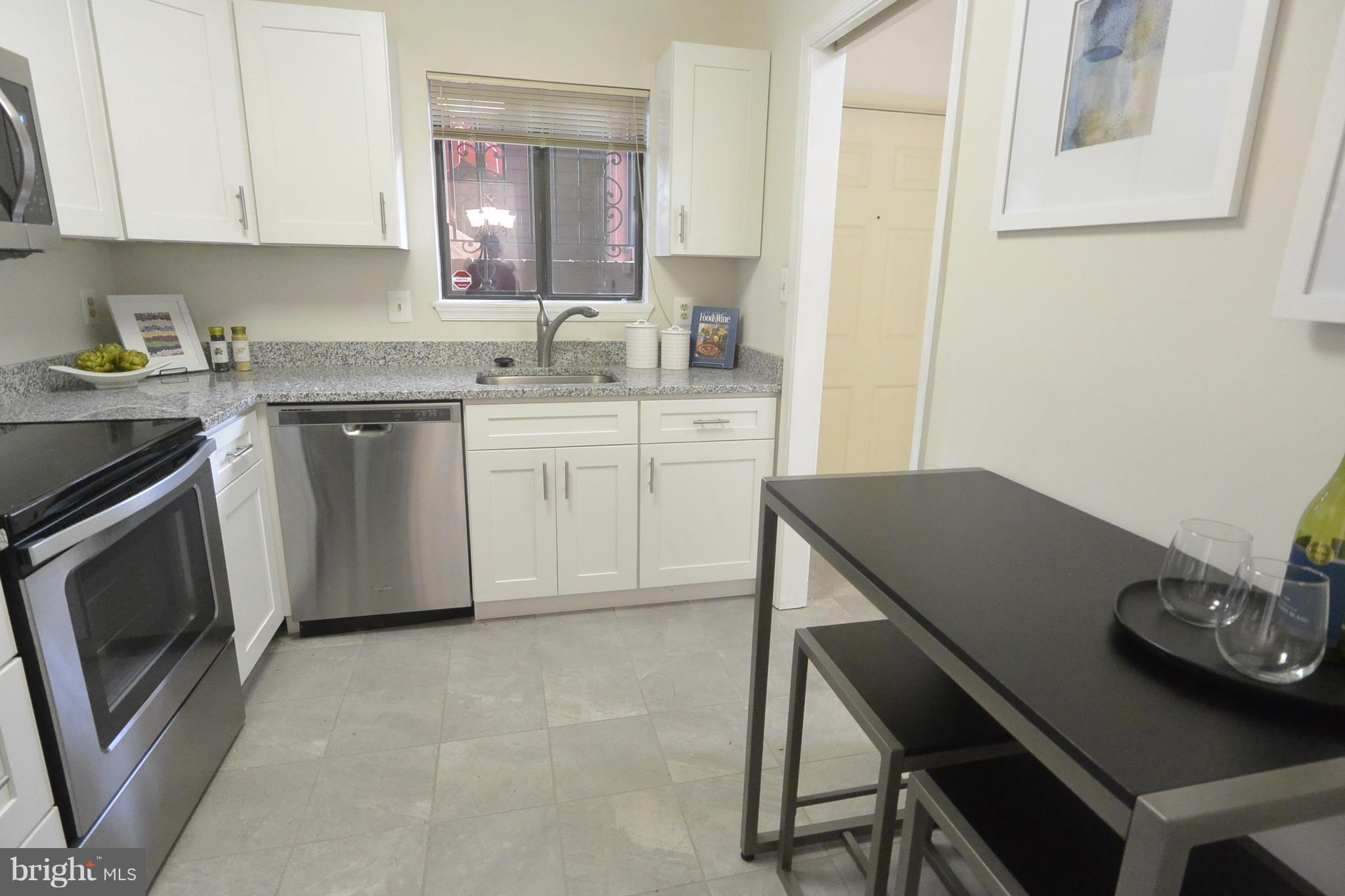 LEE OAKS - Residential