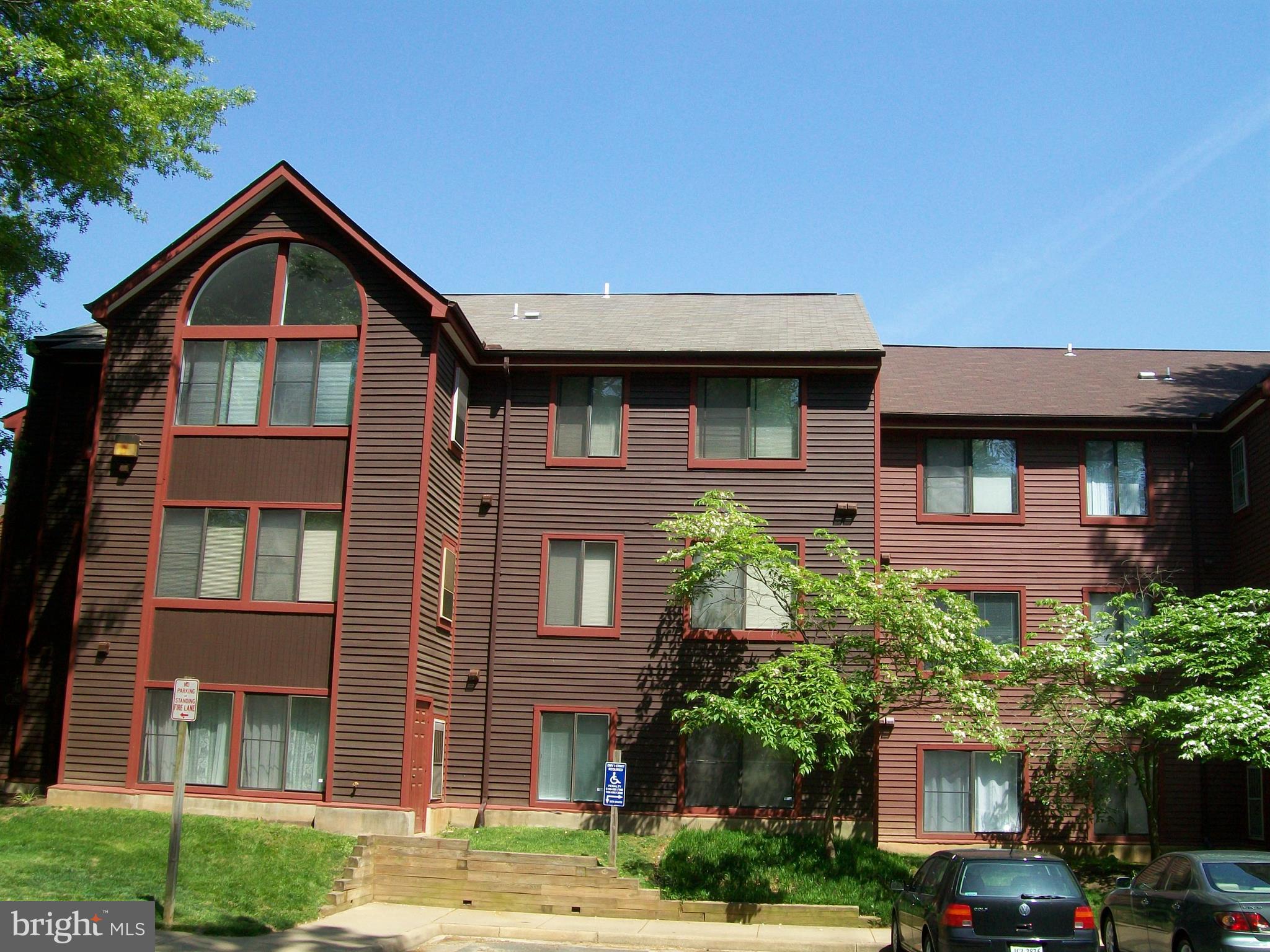 LEE OAKS - Residential