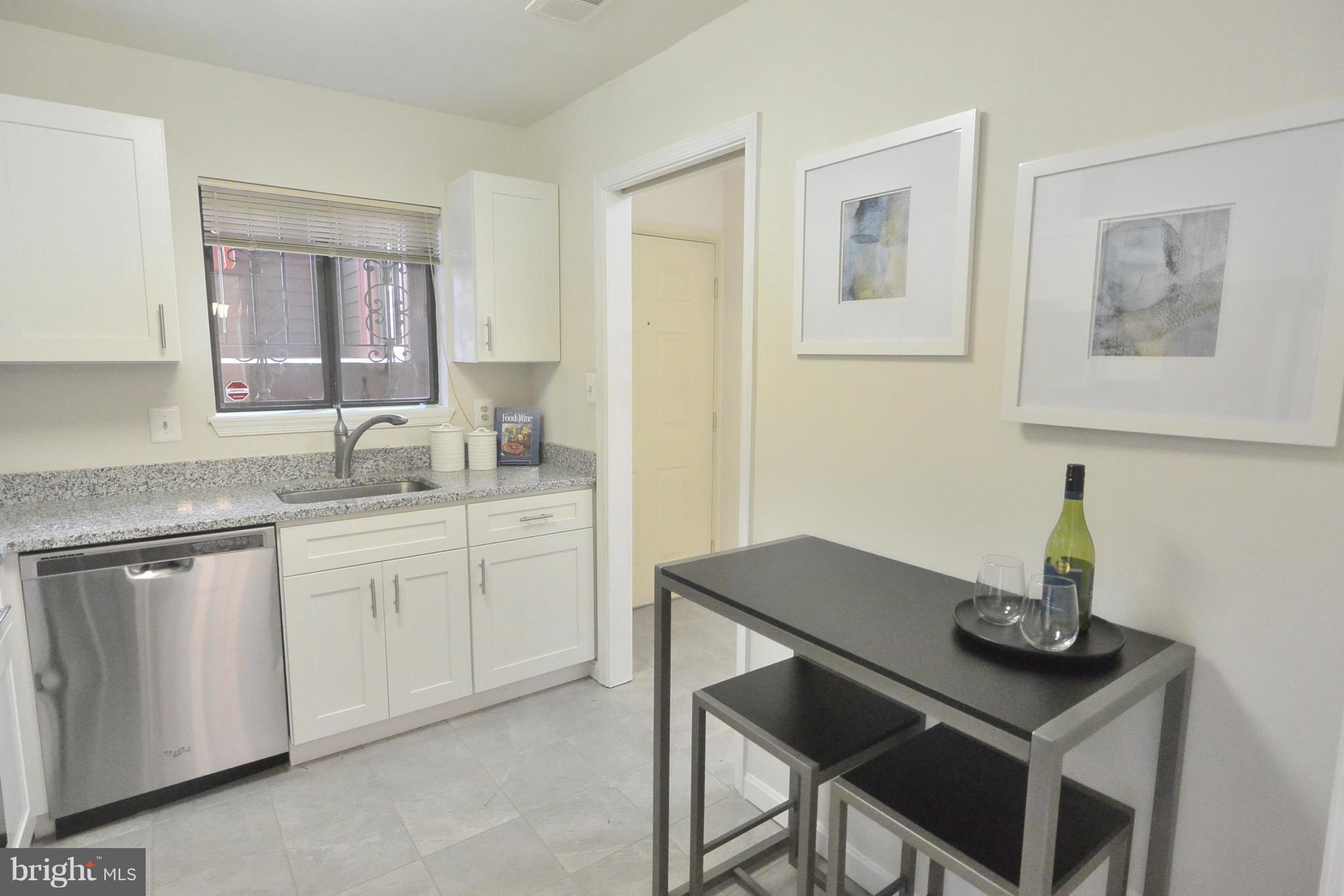 LEE OAKS - Residential