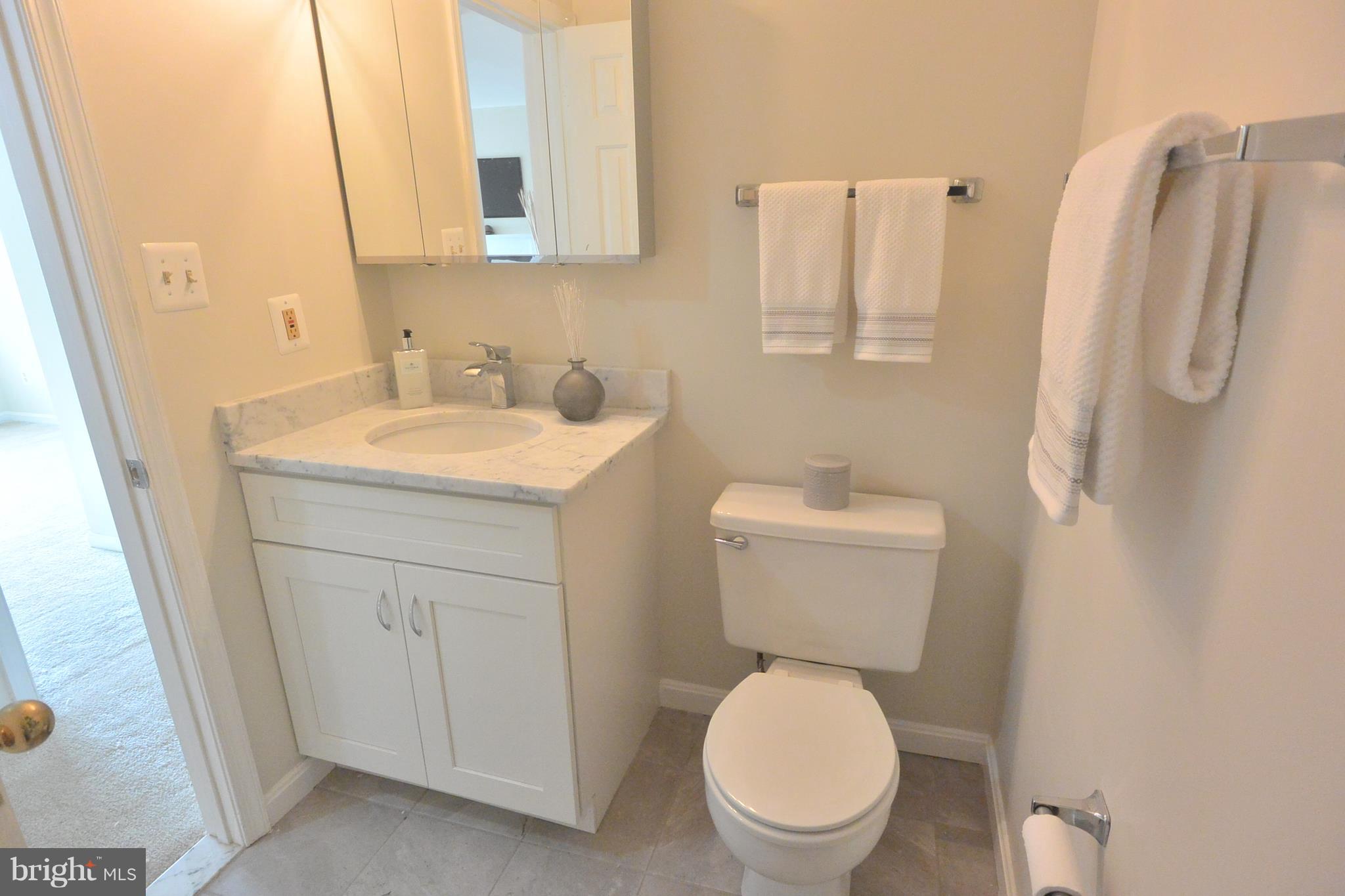 LEE OAKS - Residential