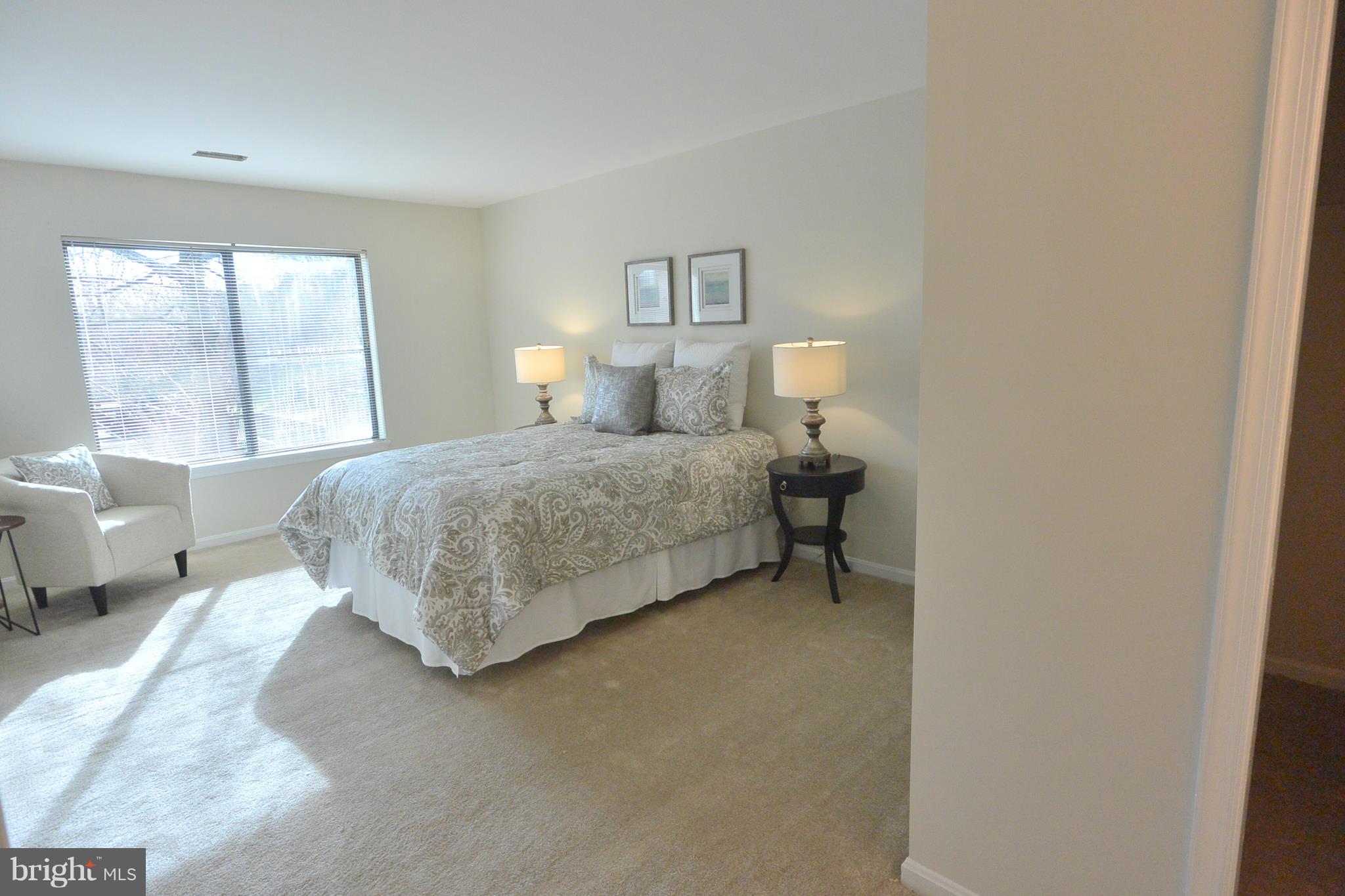 LEE OAKS - Residential