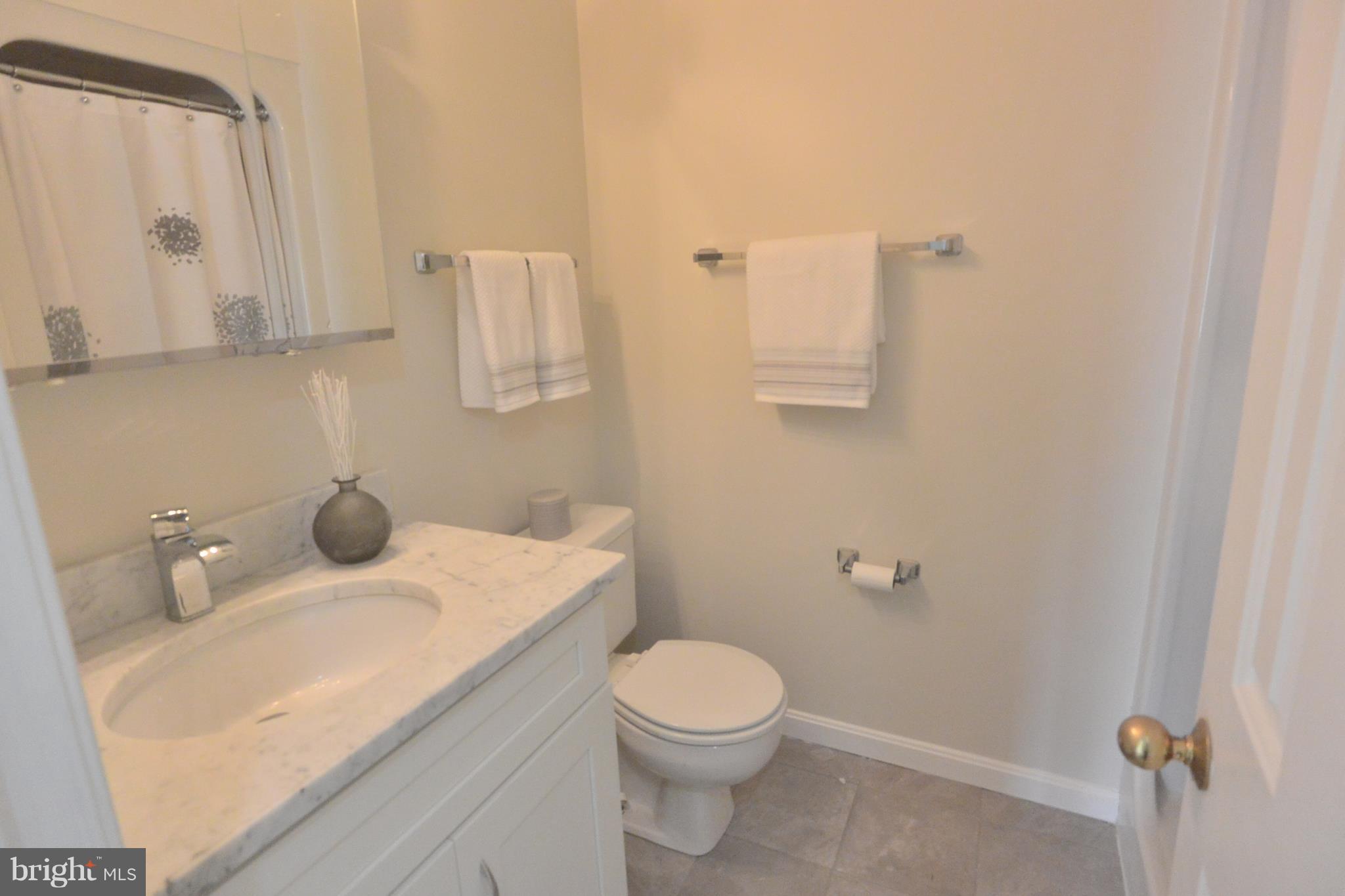 LEE OAKS - Residential