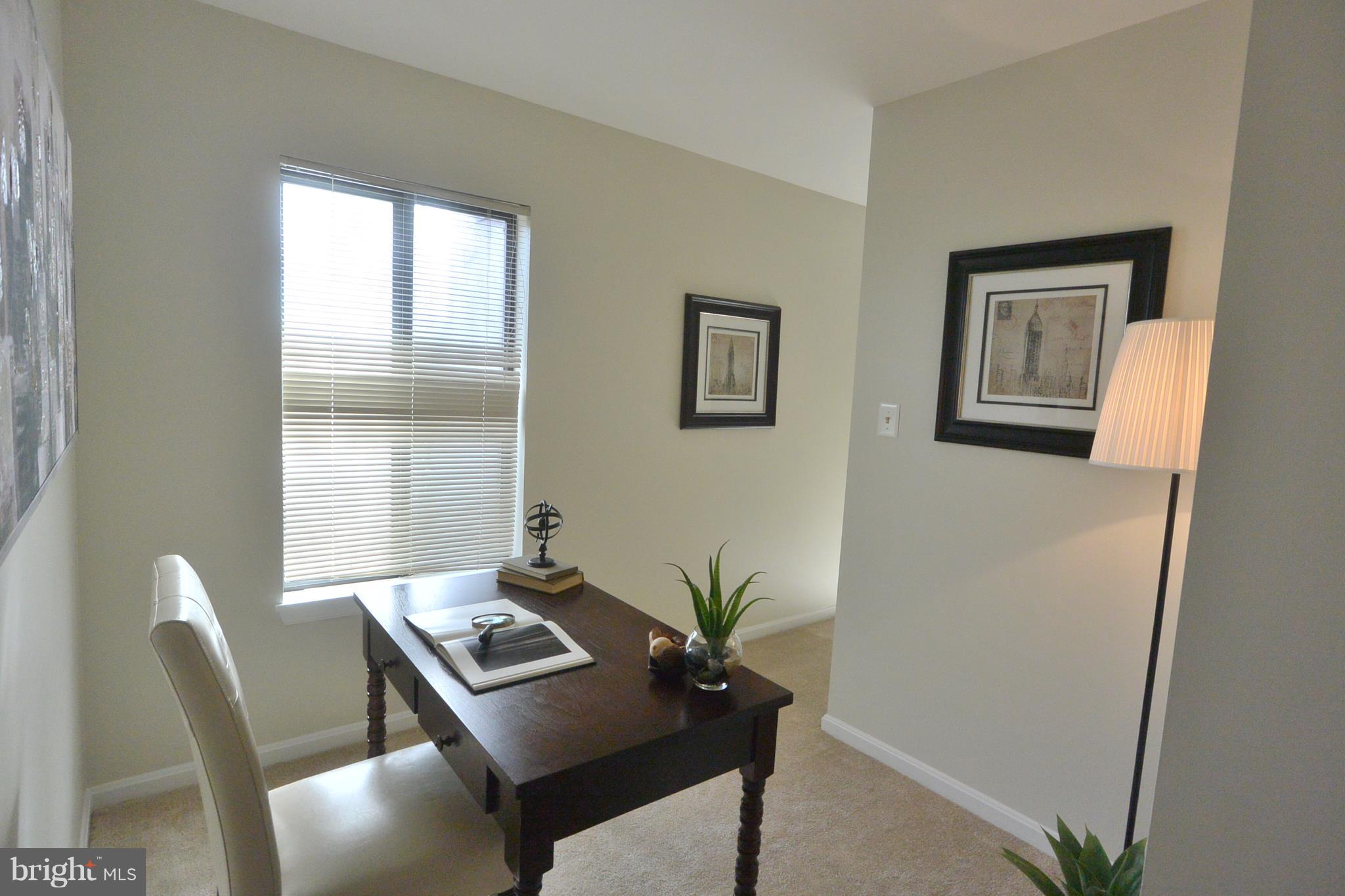 LEE OAKS - Residential