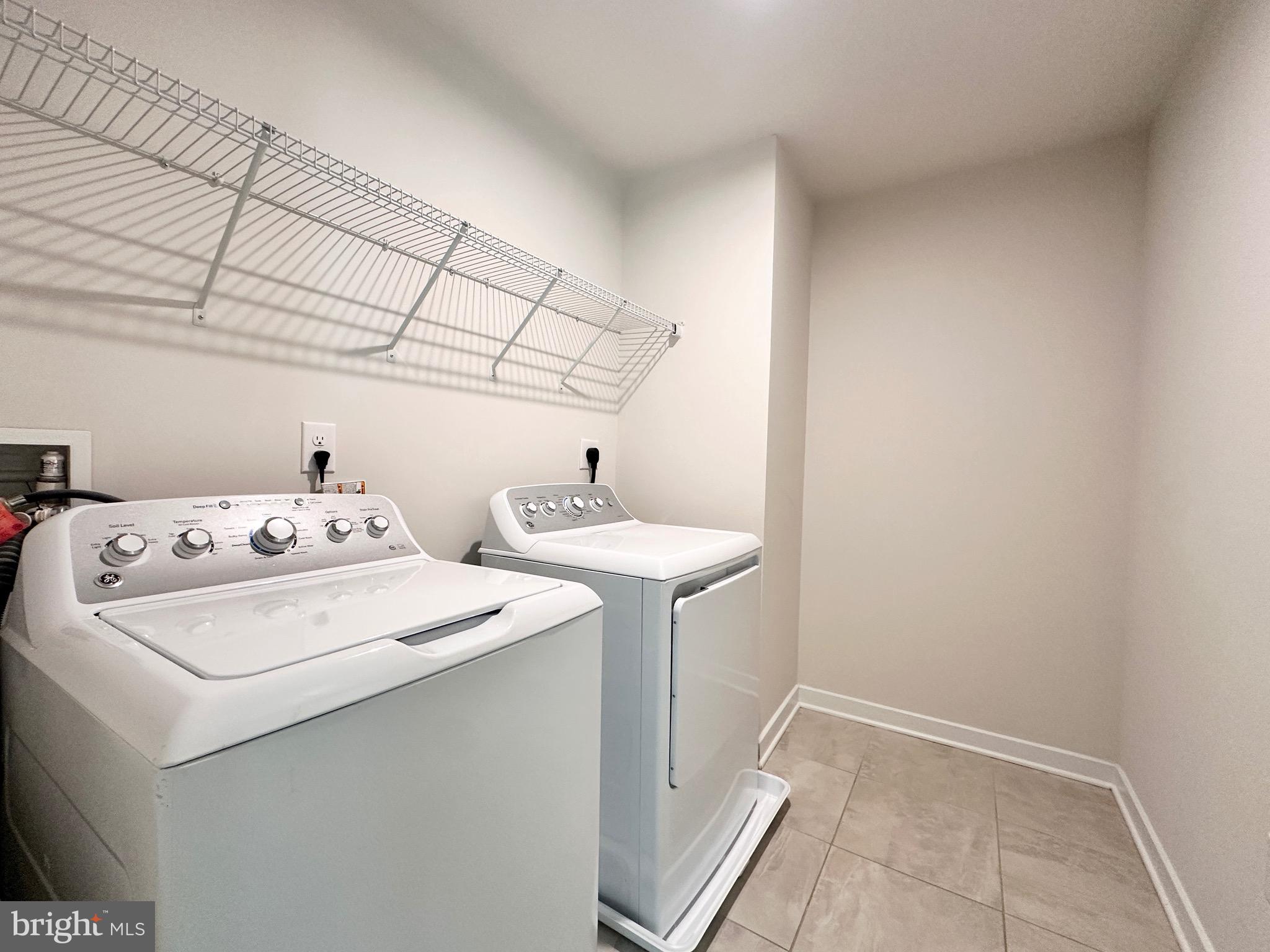 ASHBOURNE MEADOWS - Residential