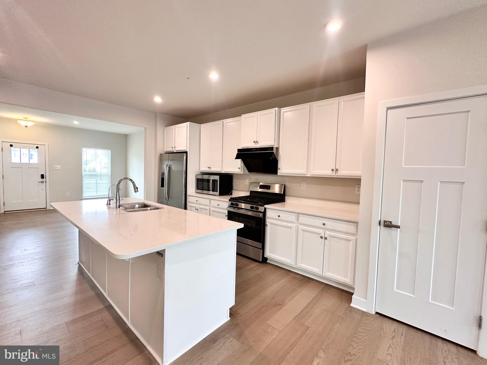 ASHBOURNE MEADOWS - Residential