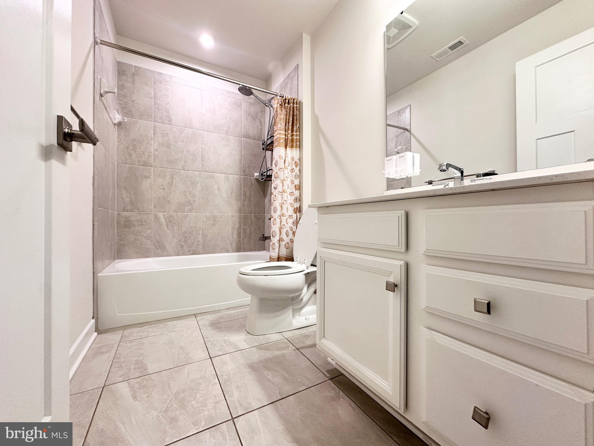 ASHBOURNE MEADOWS - Residential