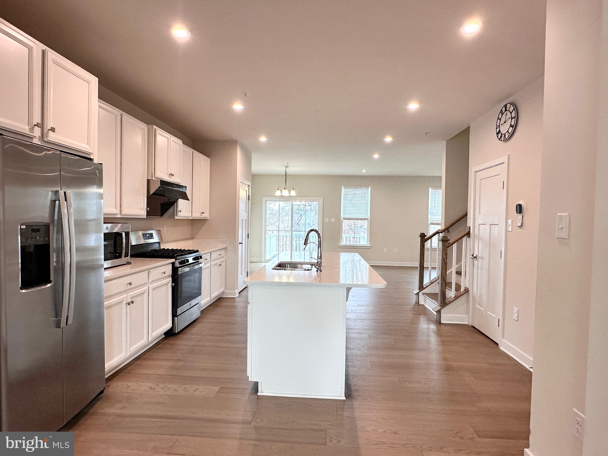 ASHBOURNE MEADOWS - Residential