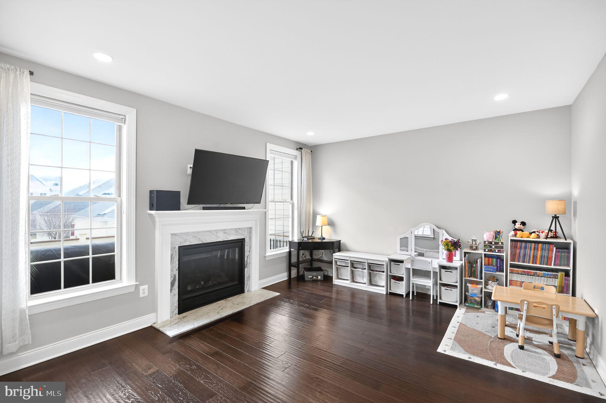 MOOREFIELD STATION - Residential