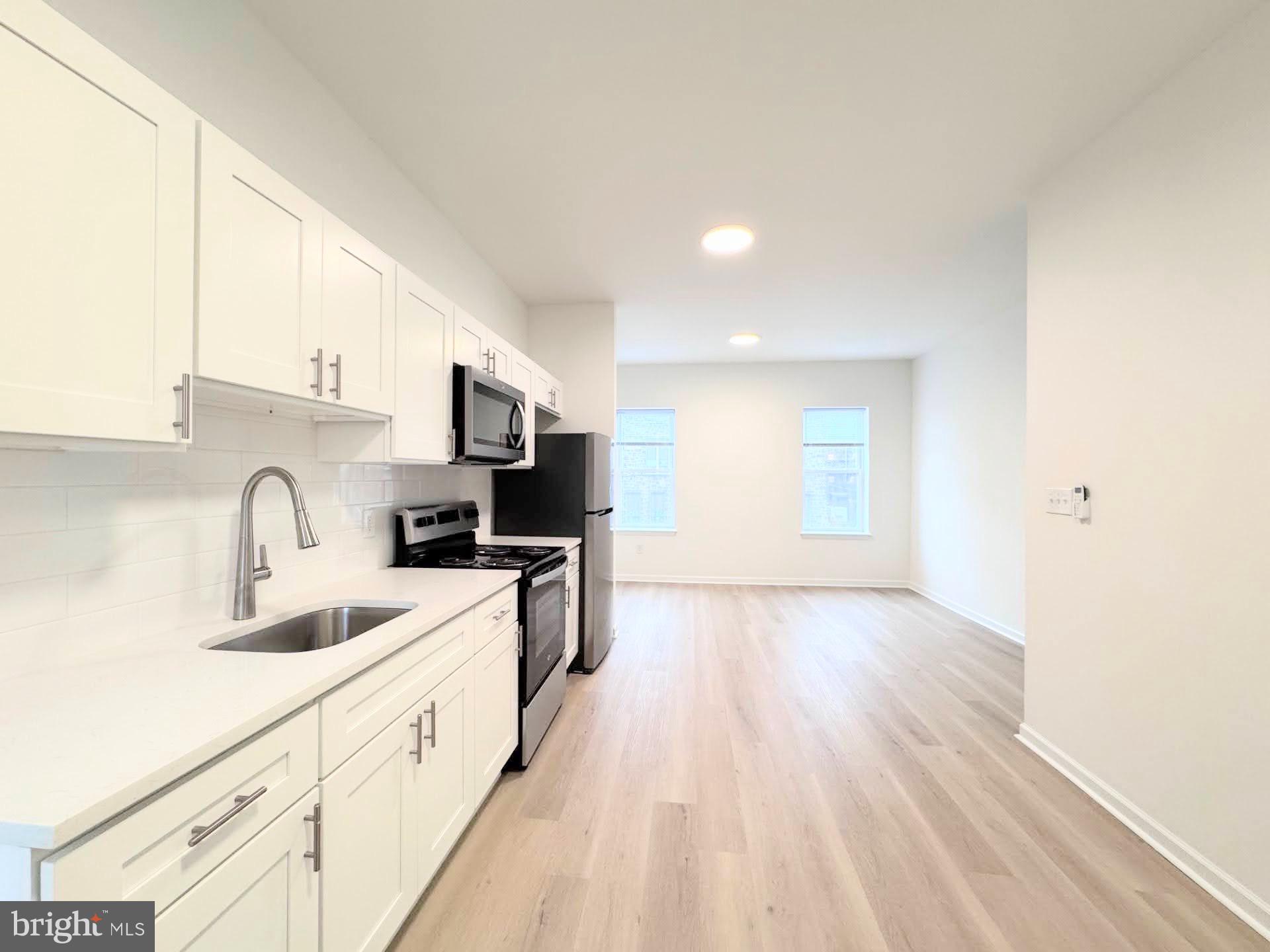 KENSINGTON - Residential Lease