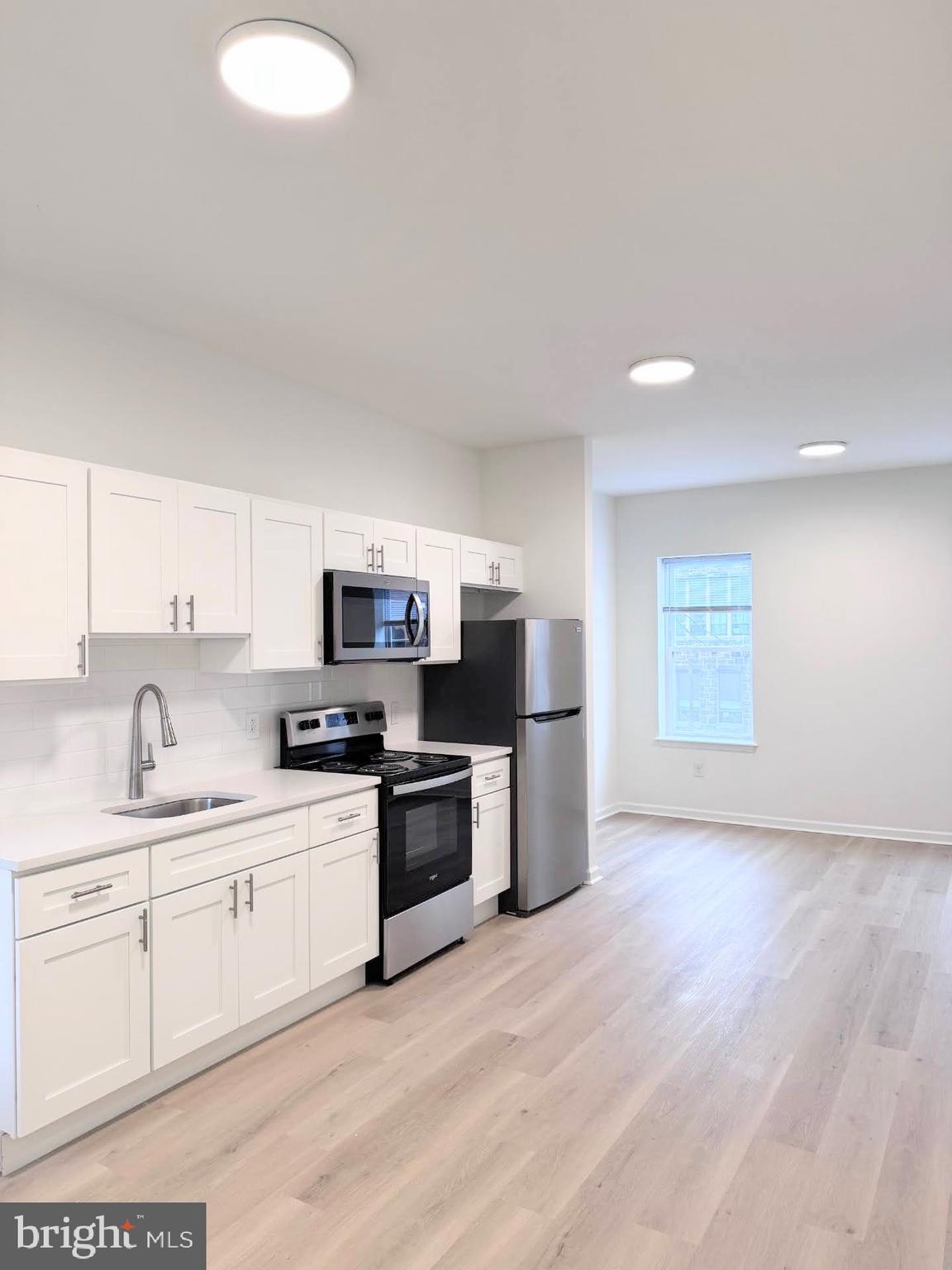 KENSINGTON - Residential Lease