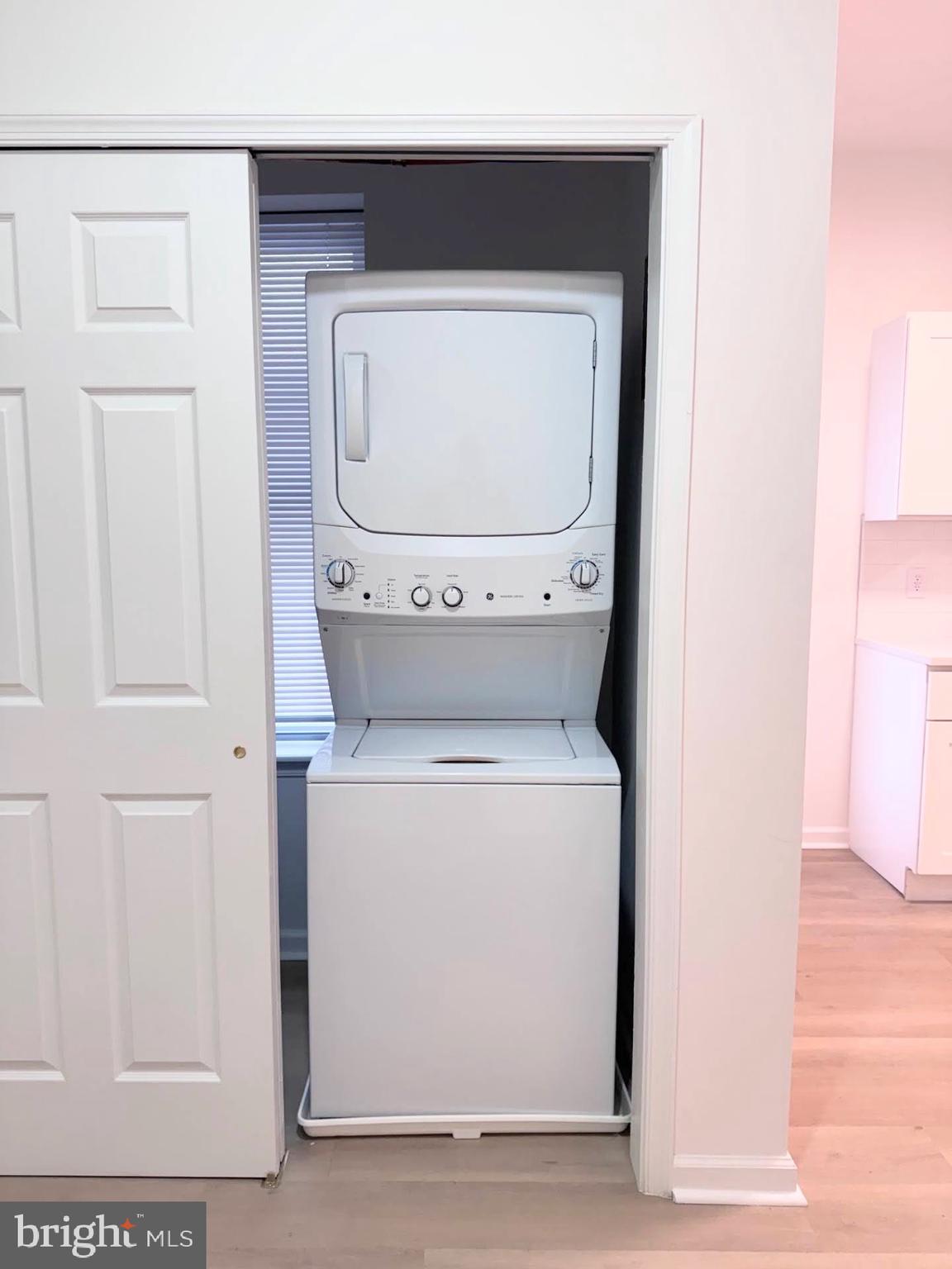 KENSINGTON - Residential Lease