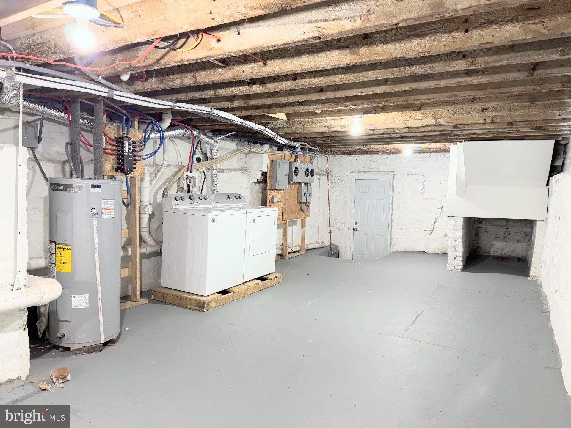 KENSINGTON - Residential Lease