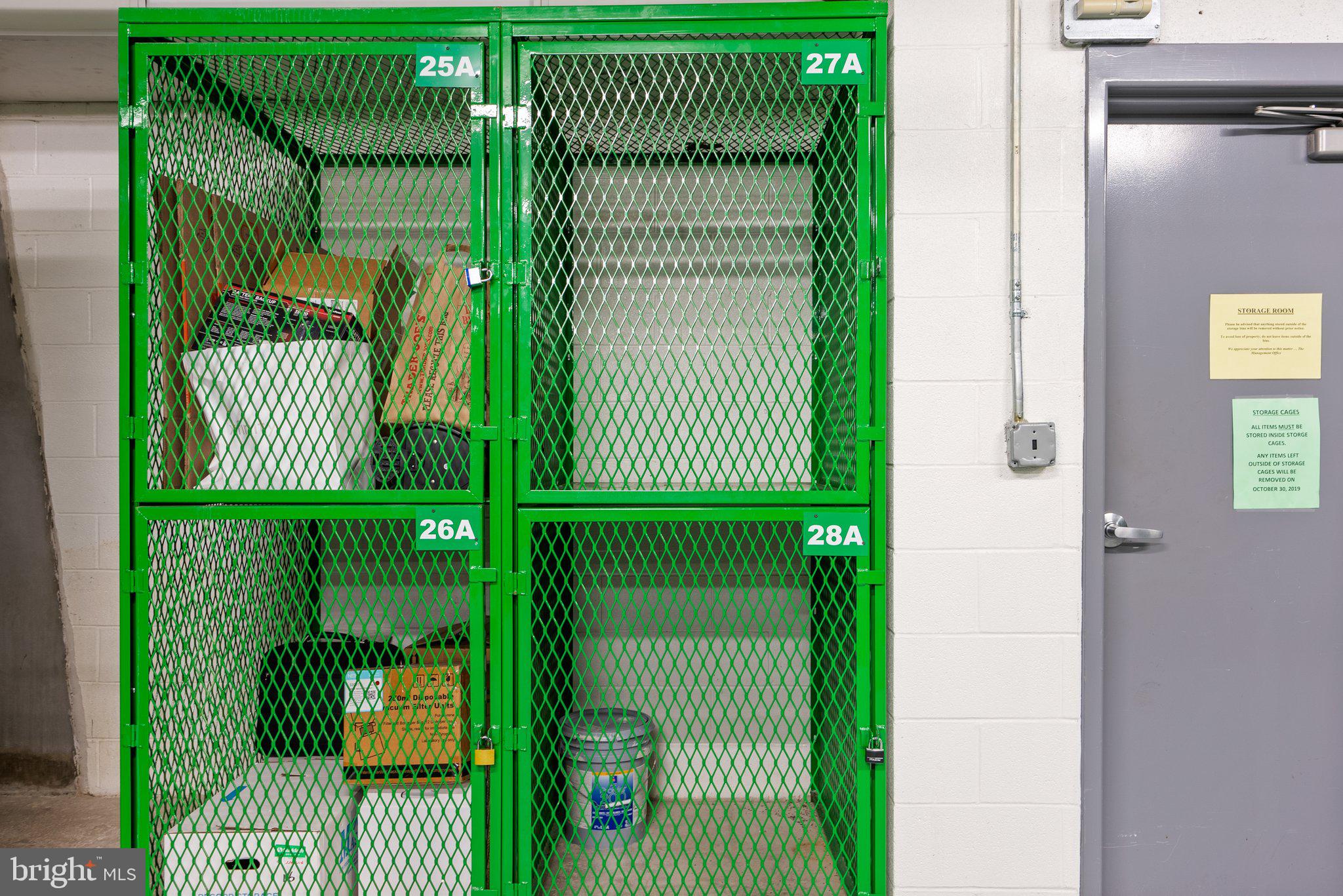 GALLERY AT WHITE FLINT - Residential