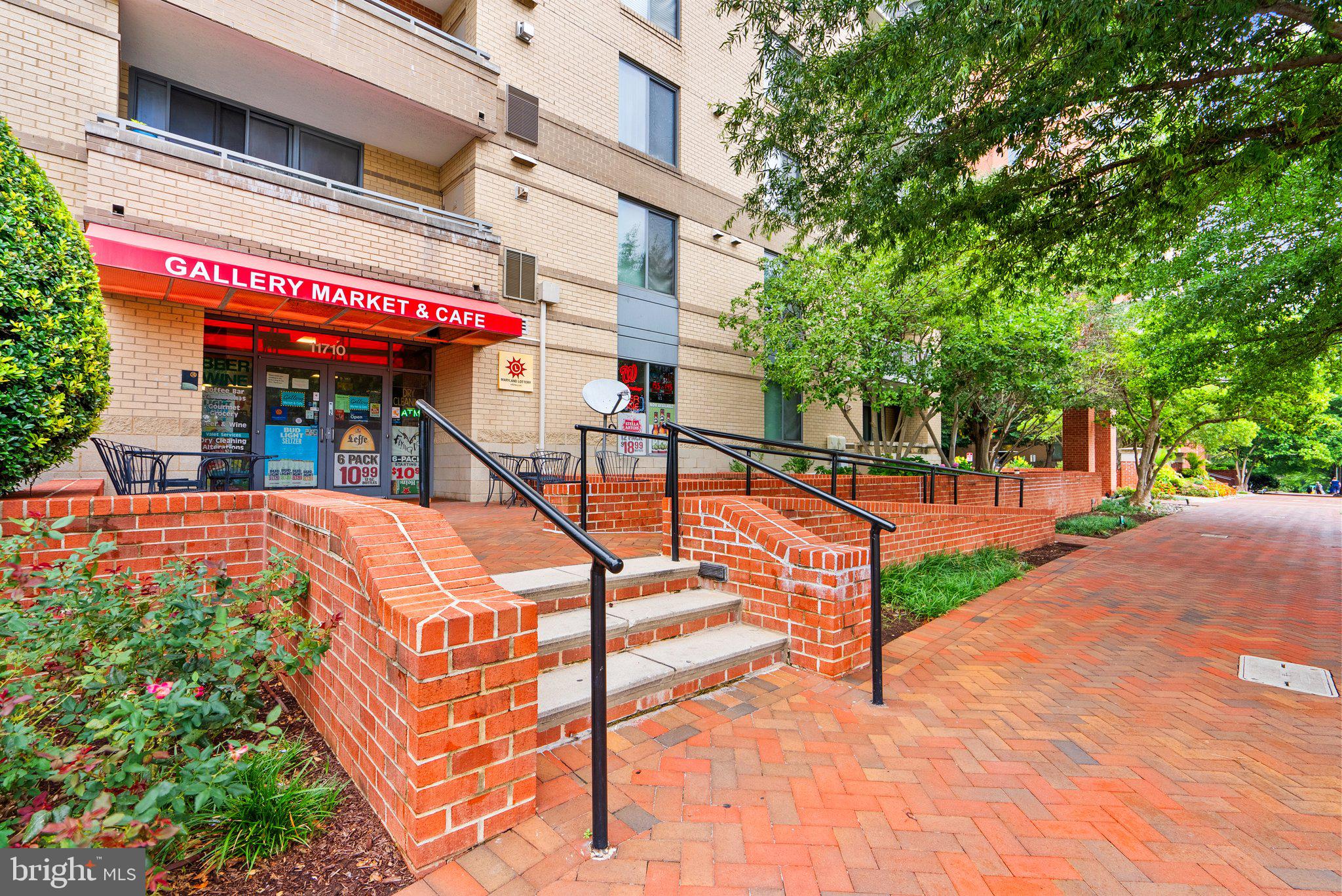 GALLERY AT WHITE FLINT - Residential