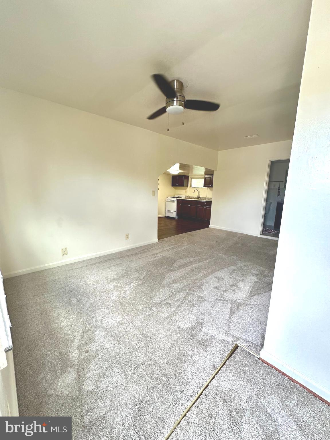 ADDISON HEIGHTS - Residential Lease