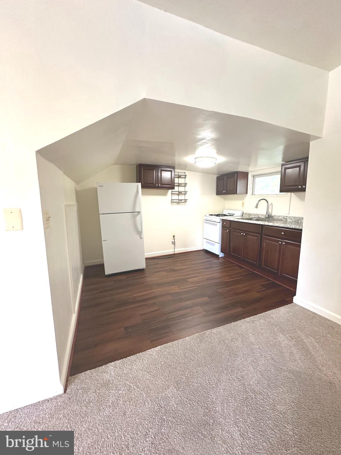 ADDISON HEIGHTS - Residential Lease