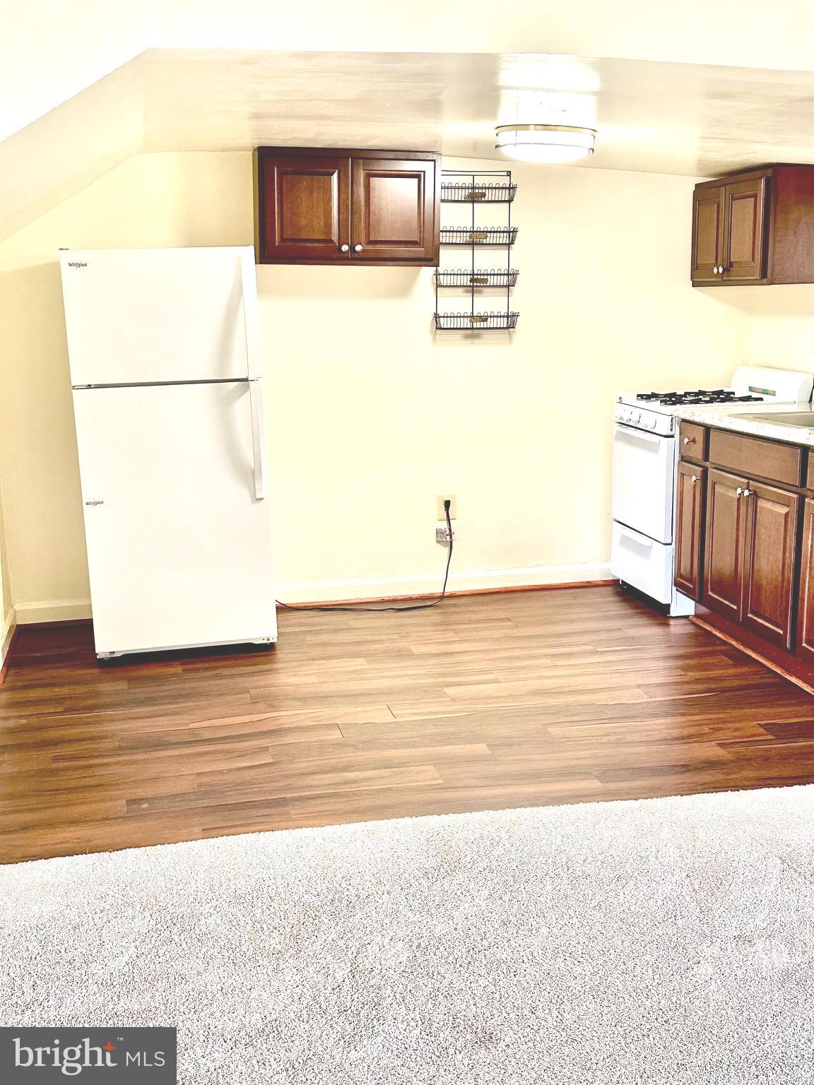 ADDISON HEIGHTS - Residential Lease