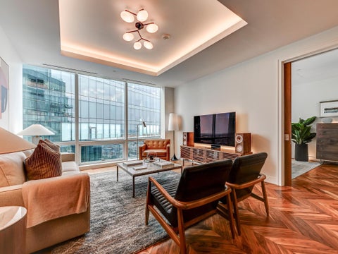Condo For Rent - 300 International Drive #2106<br/> BALTIMORE, MD 21202