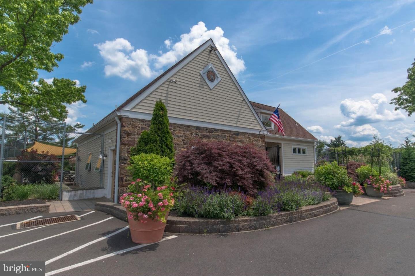 VILLAGE II - Residential Lease