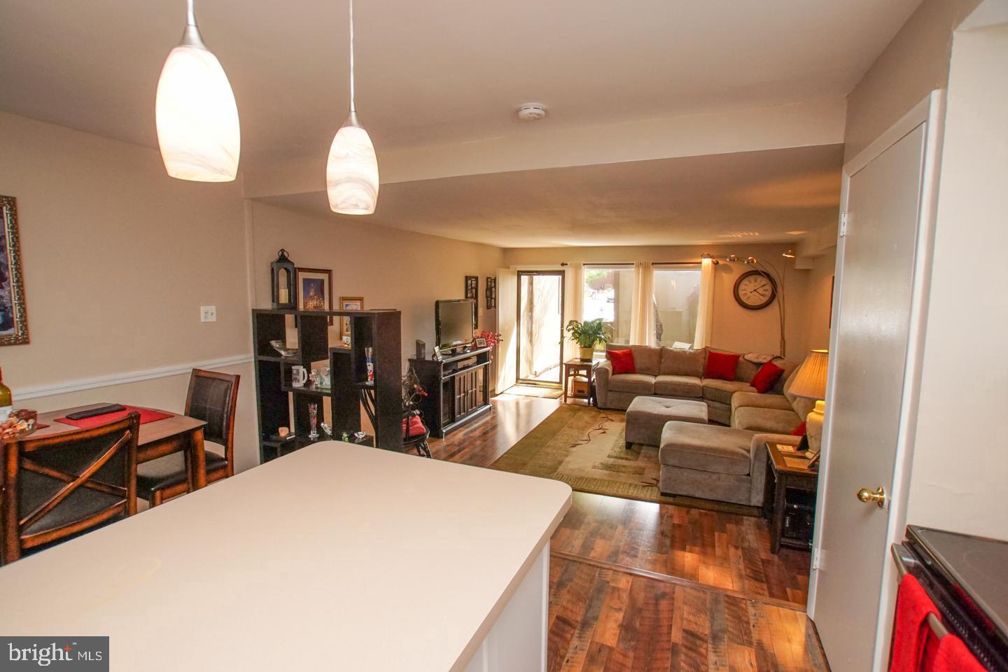VILLAGE II - Residential Lease