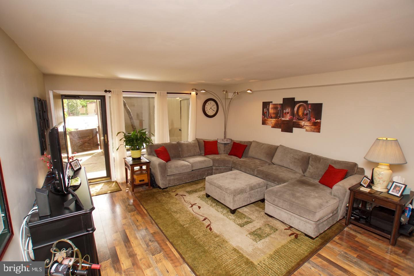 VILLAGE II - Residential Lease