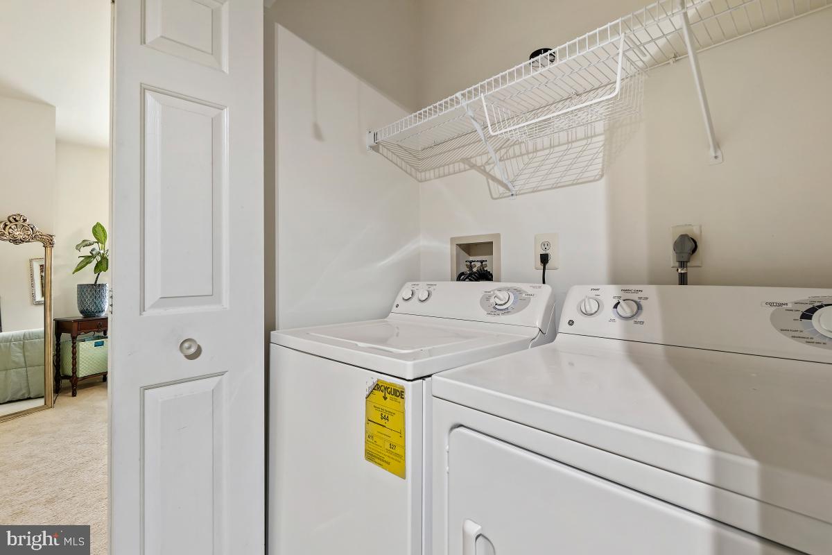 CEDAR GROVE AT CROFTON - Residential