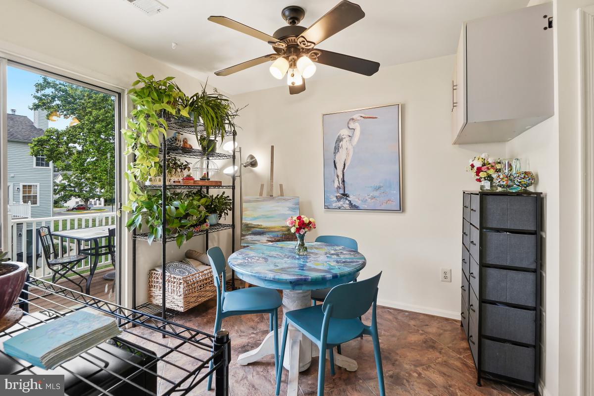 CEDAR GROVE AT CROFTON - Residential