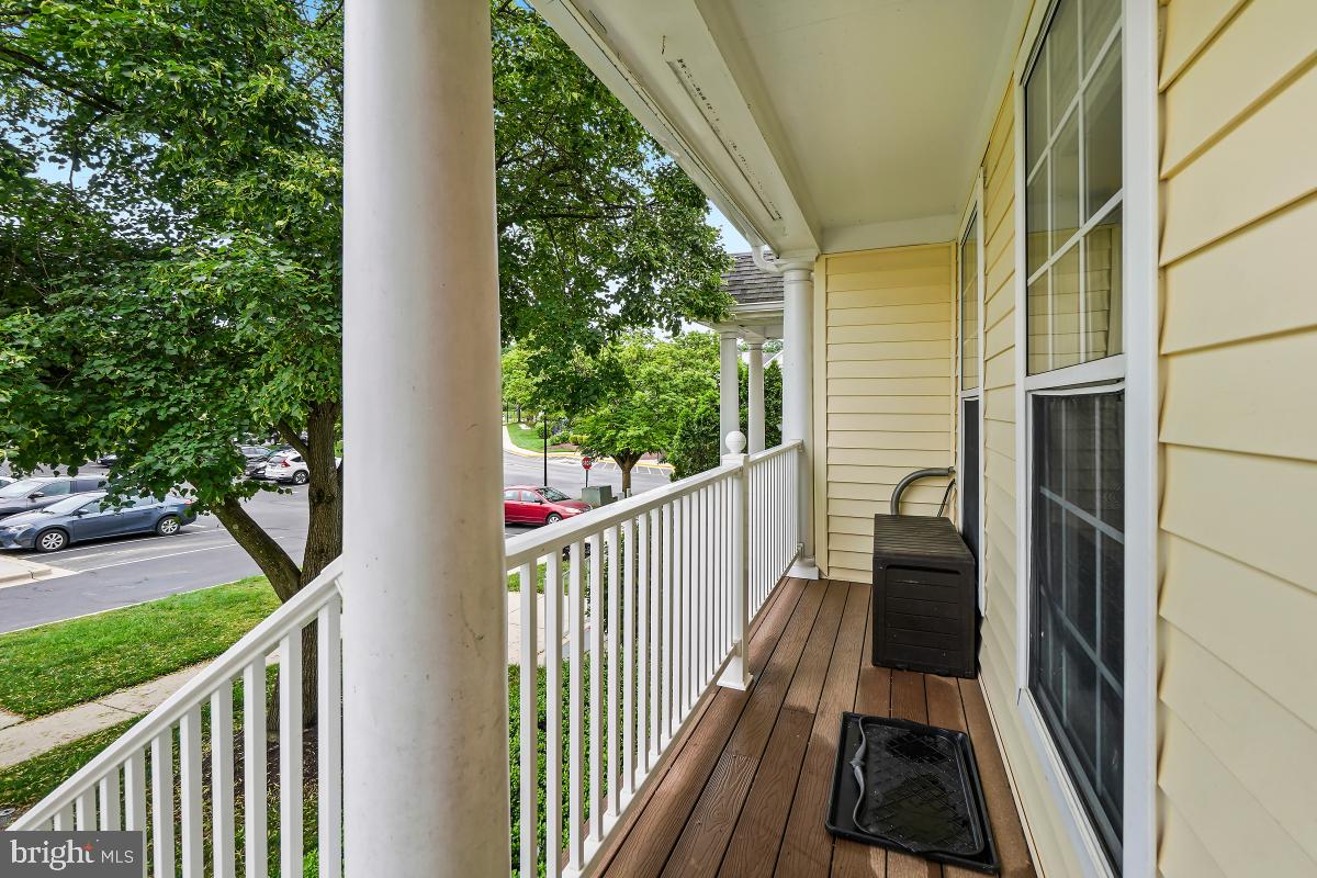 CEDAR GROVE AT CROFTON - Residential