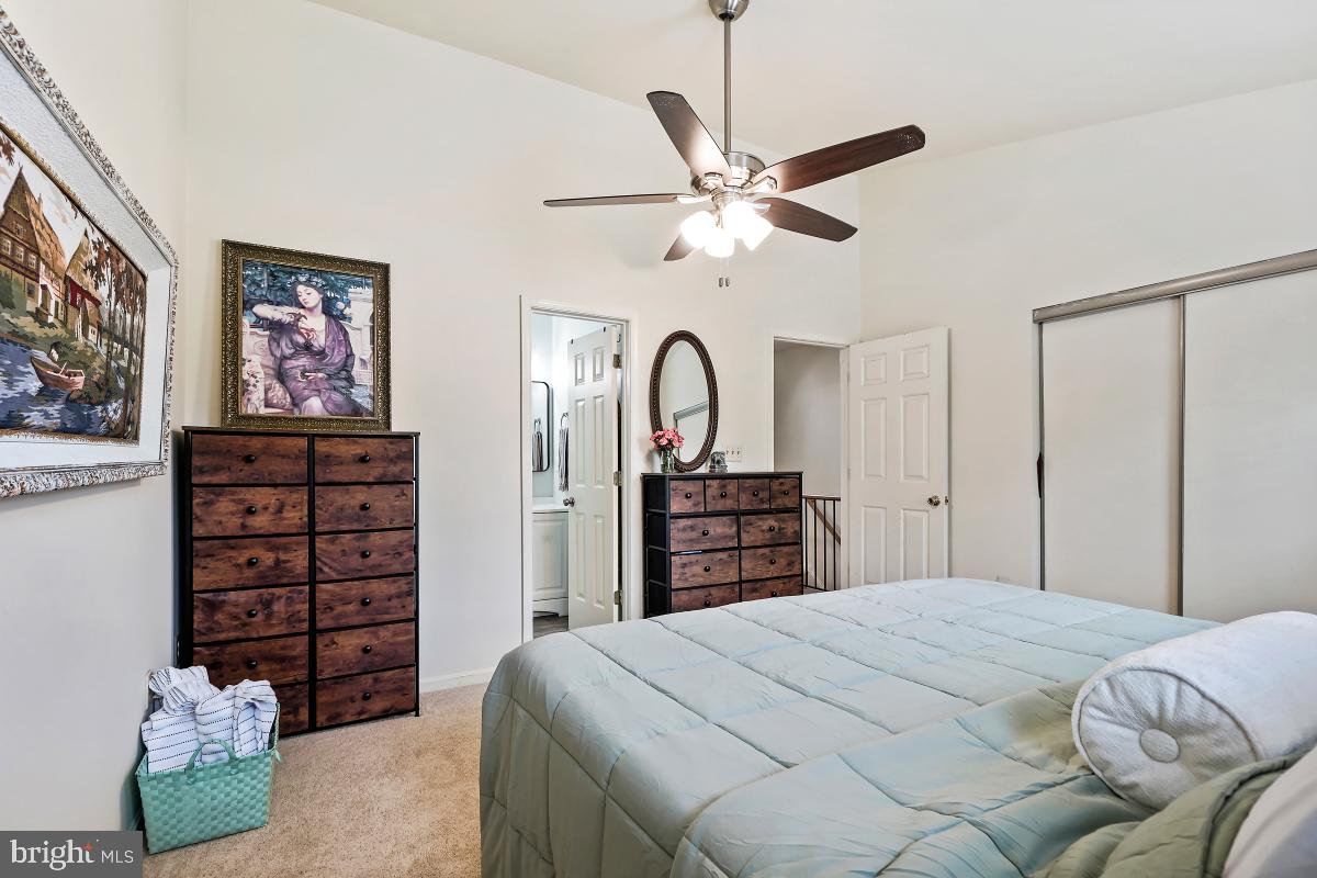 CEDAR GROVE AT CROFTON - Residential