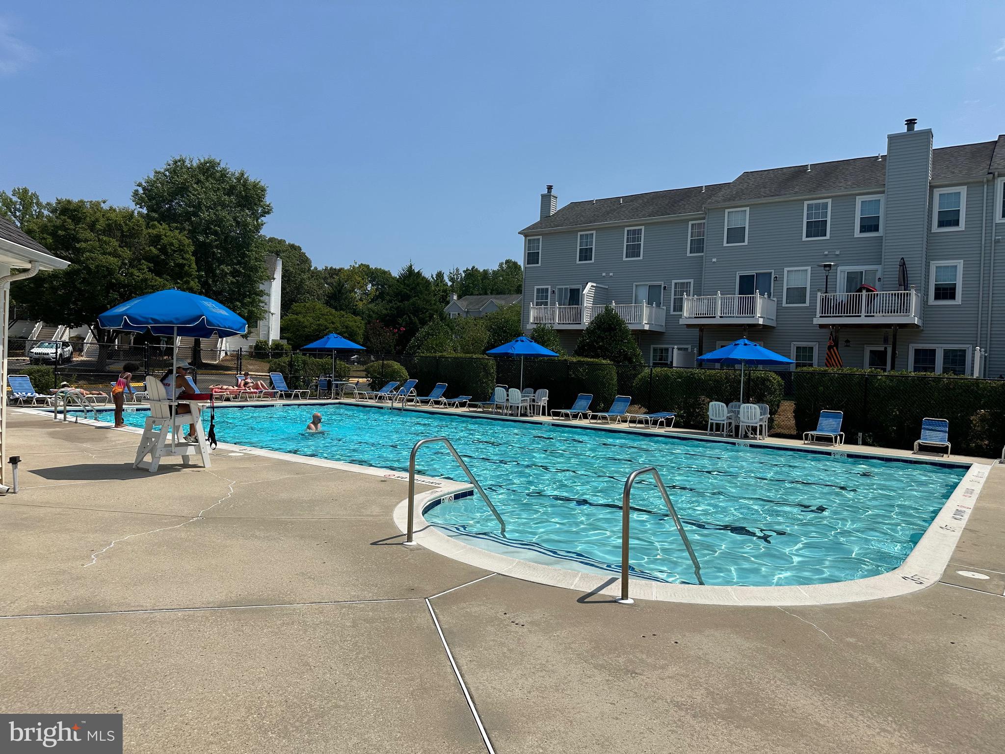 CEDAR GROVE AT CROFTON - Residential