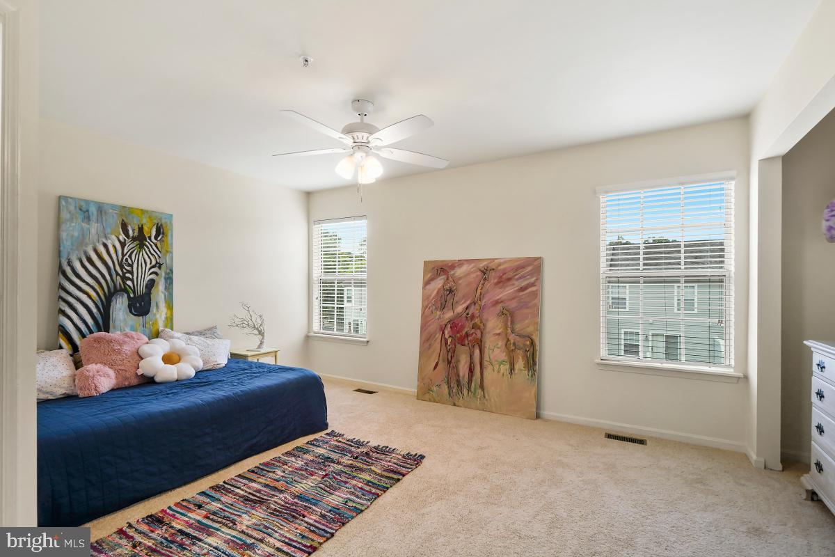 CEDAR GROVE AT CROFTON - Residential