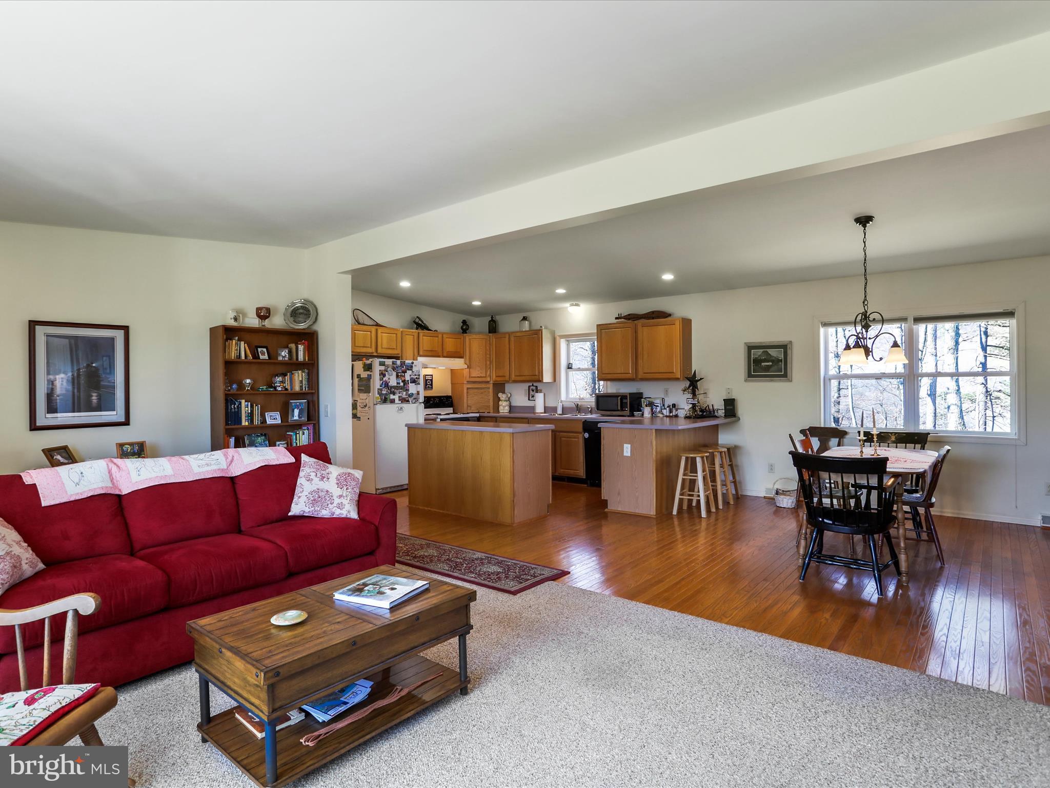 HILLCREST ESTATES - Residential