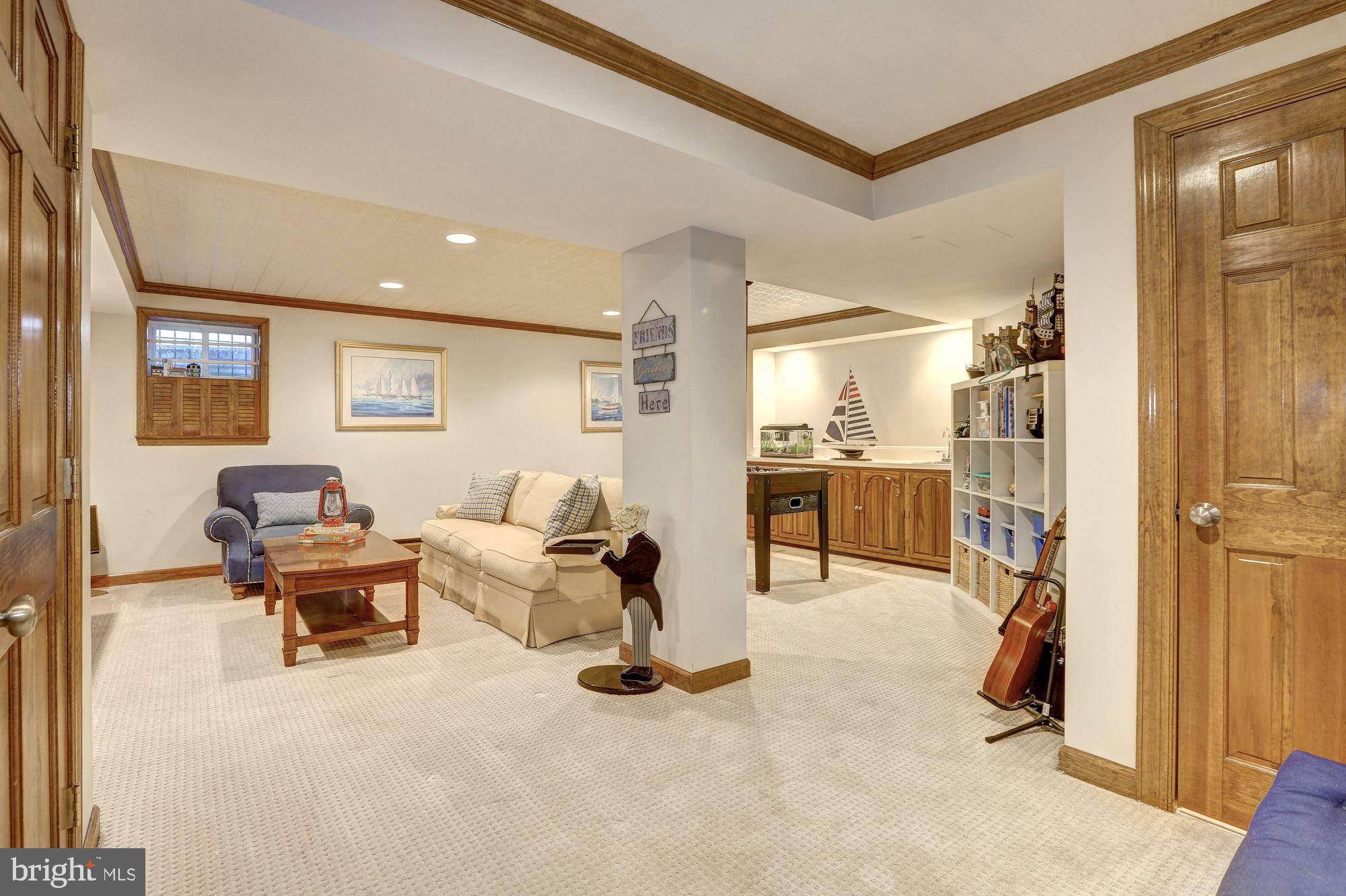 GLEN OAKS - Residential