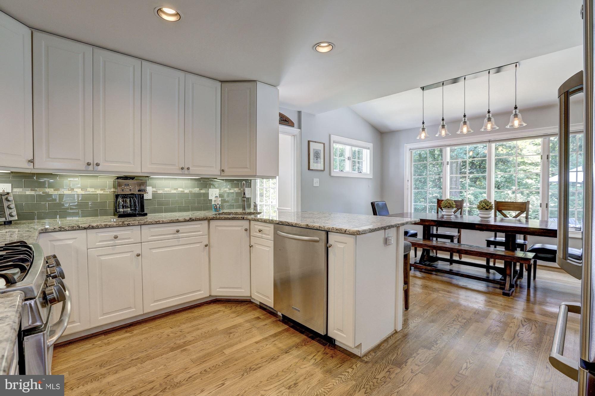 GLEN OAKS - Residential