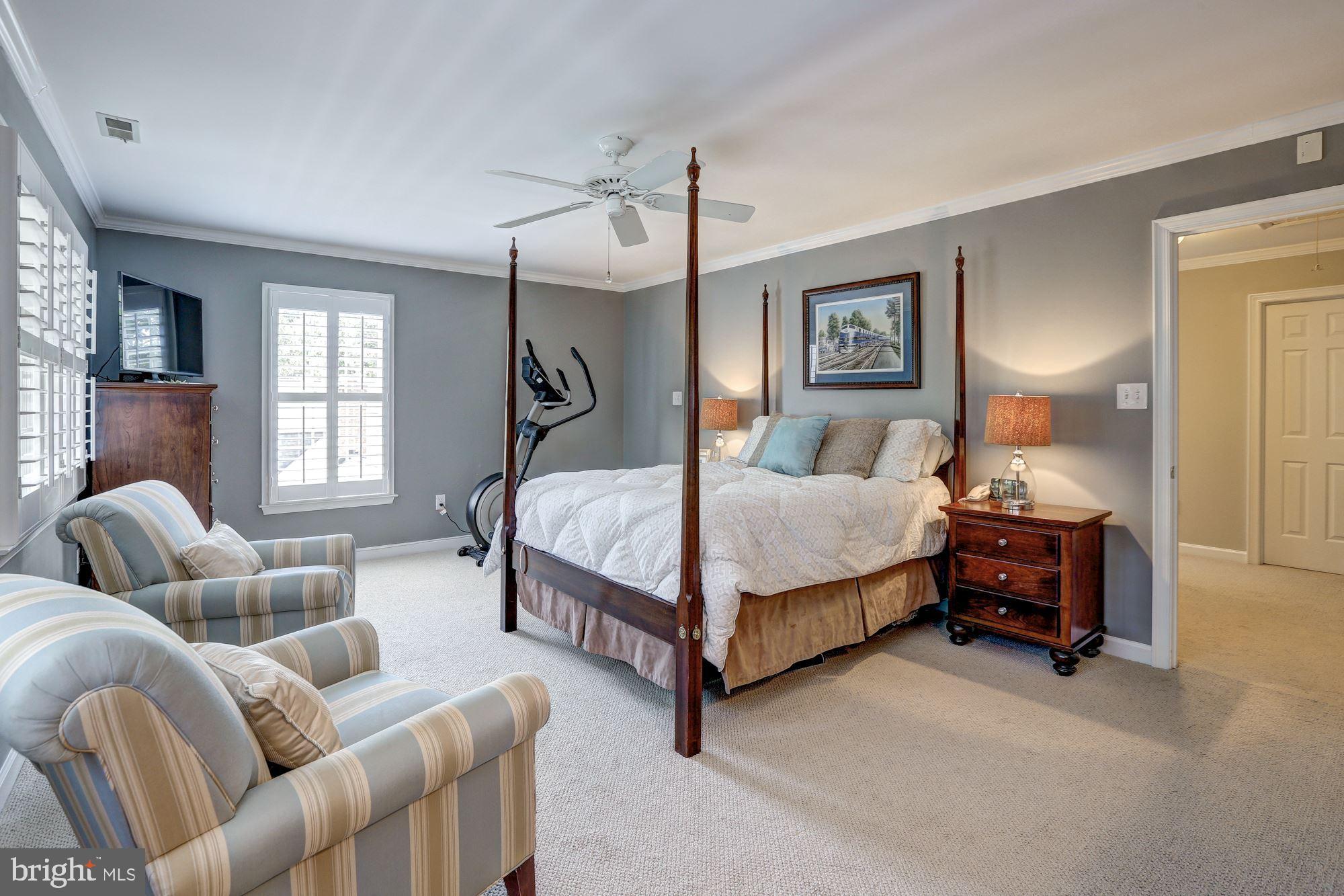 GLEN OAKS - Residential