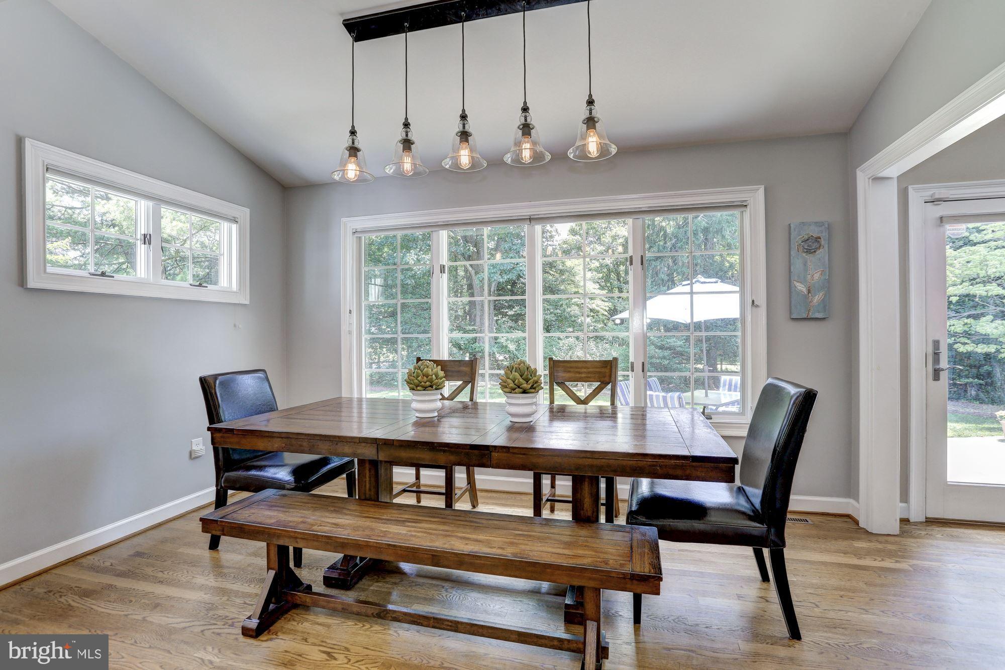 GLEN OAKS - Residential