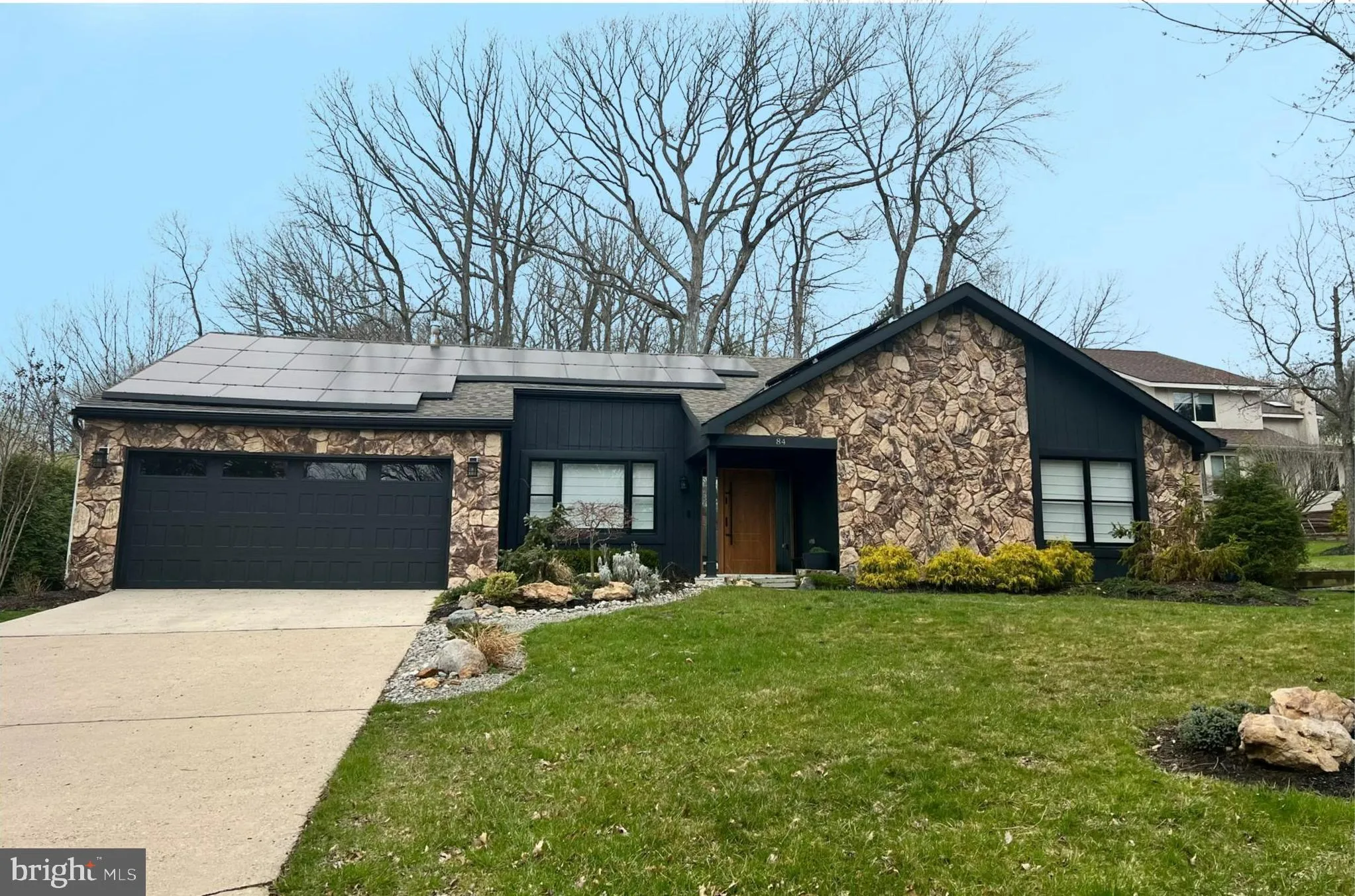 Cherry Hill, New Jersey 08003, United States, 3 Bedrooms Bedrooms, ,3 BathroomsBathrooms,Residential,Pending,5736