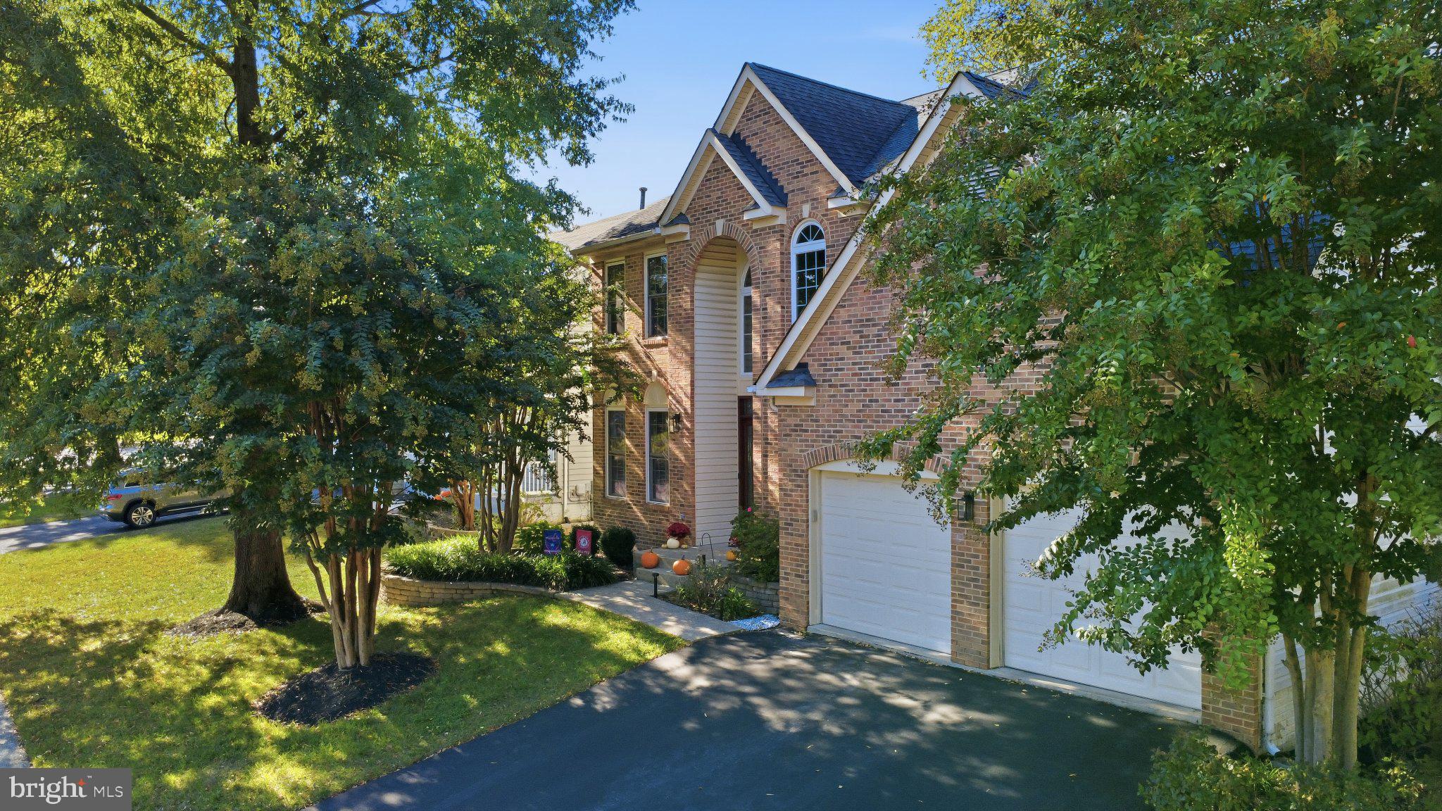 1600 CLARKS COURT