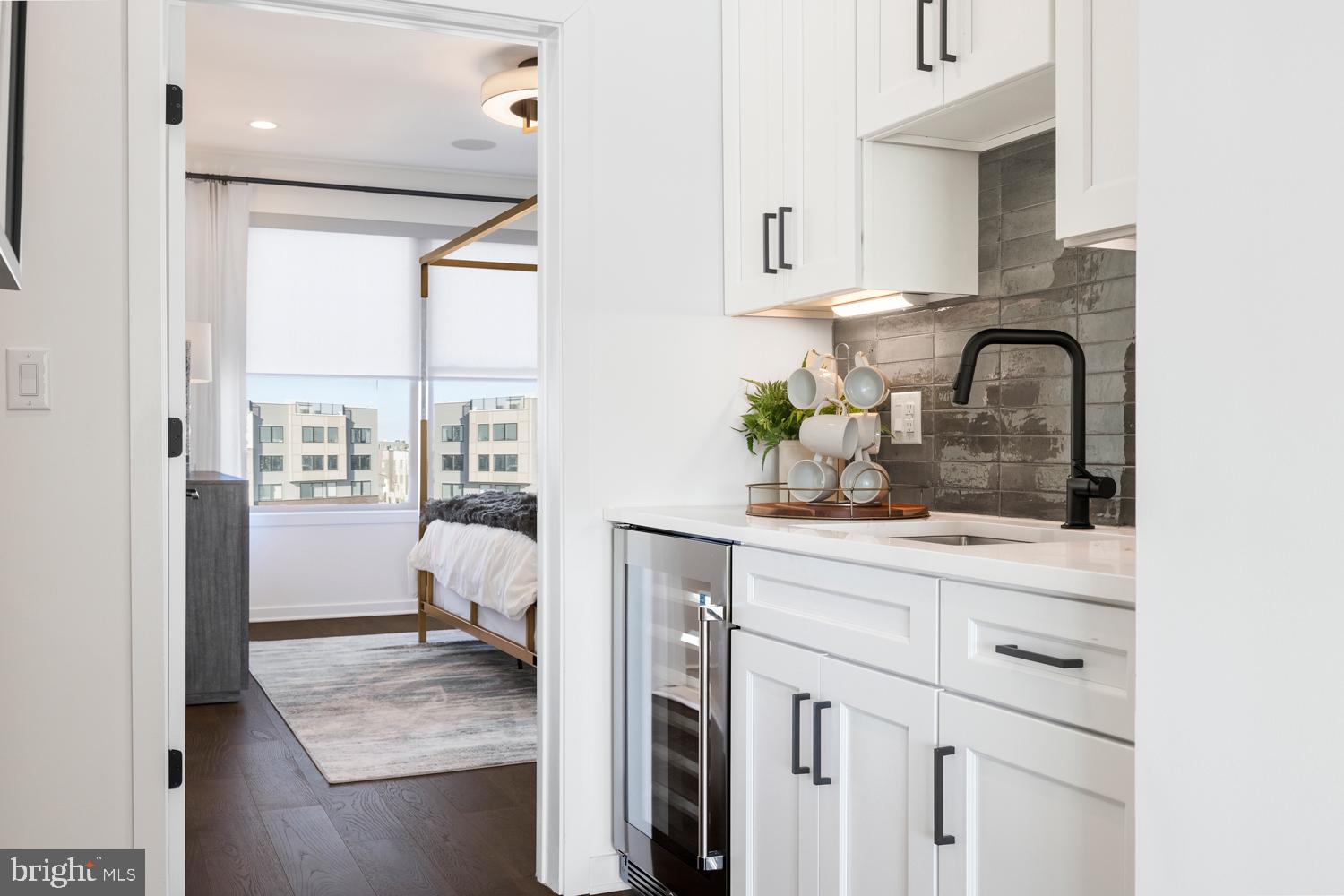 NORTHBANK - Residential