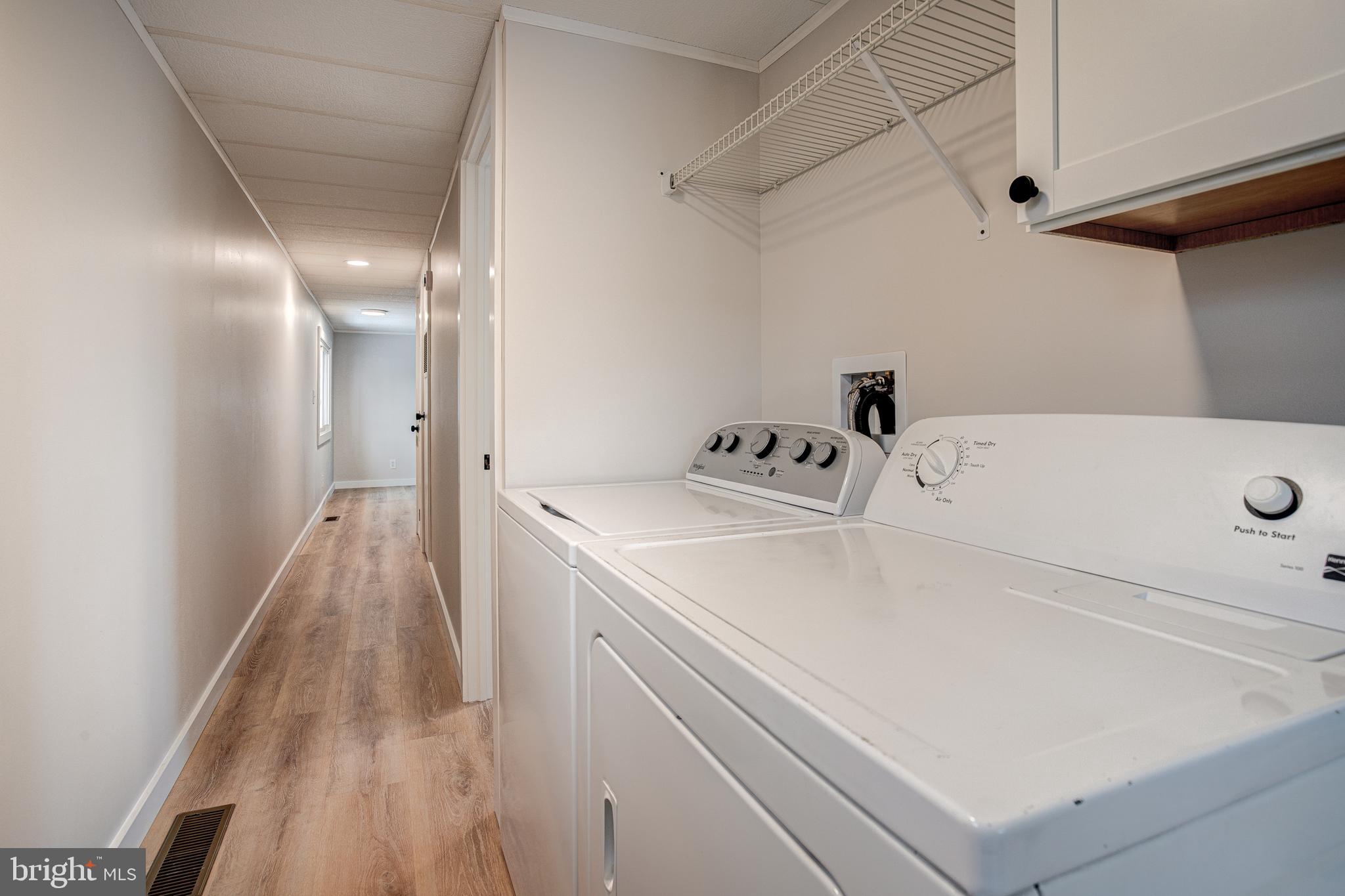 CONTINENTAL COURTS - Residential