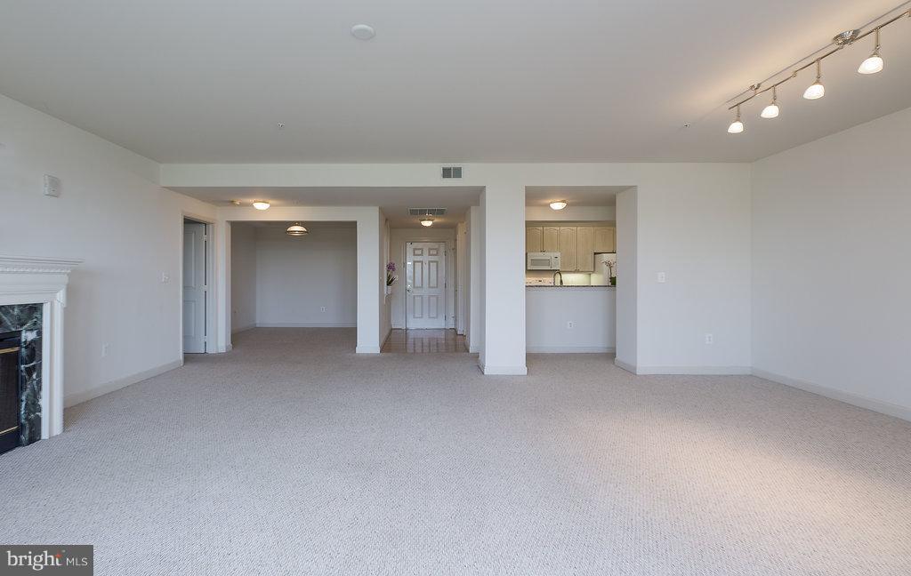 HARBOR VIEW - Residential Lease