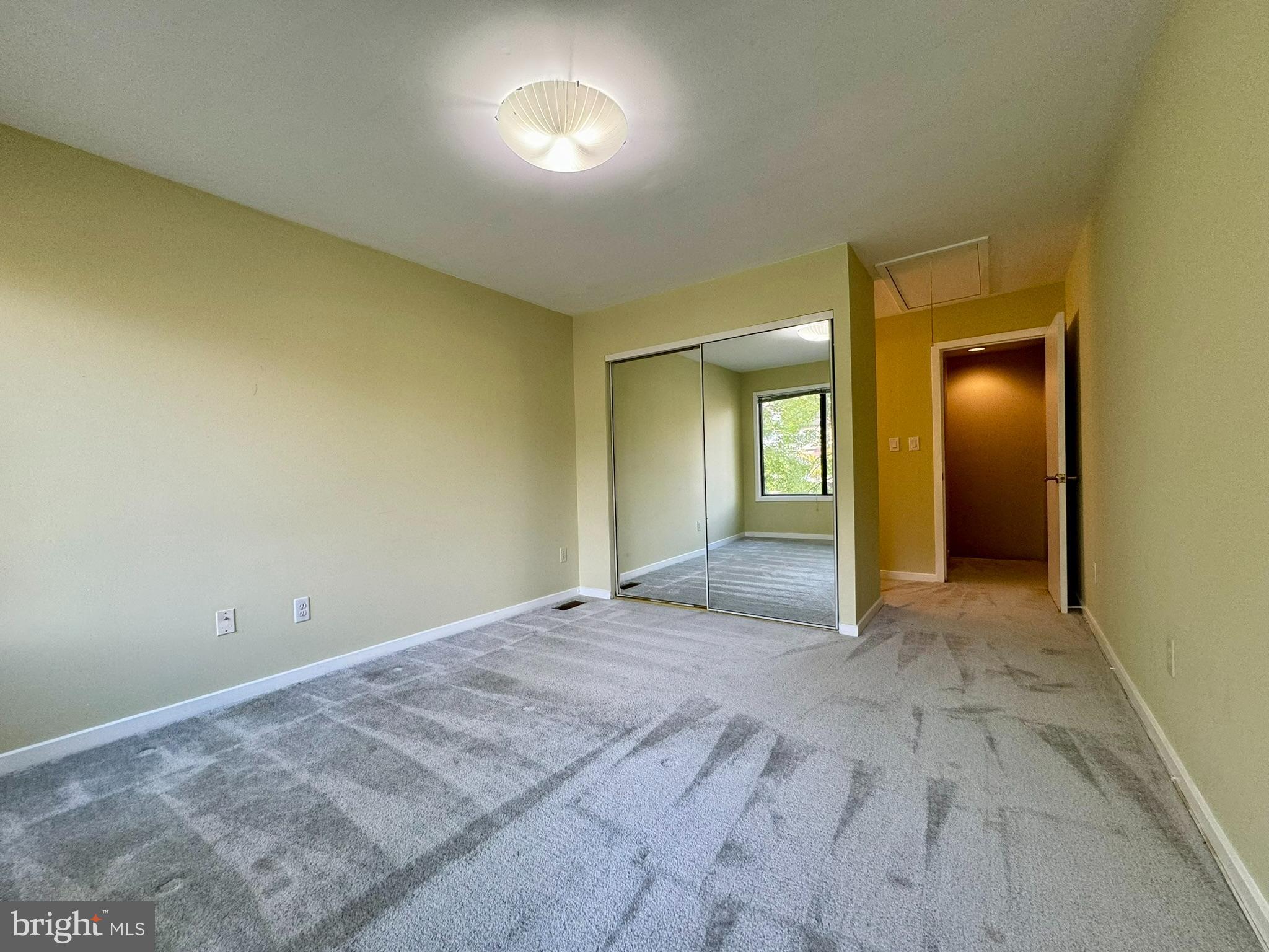 CHRISTOPHER COURT - Residential