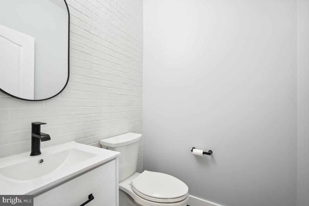 TOWN CENTER AT CAMP SPRINGS - Residential