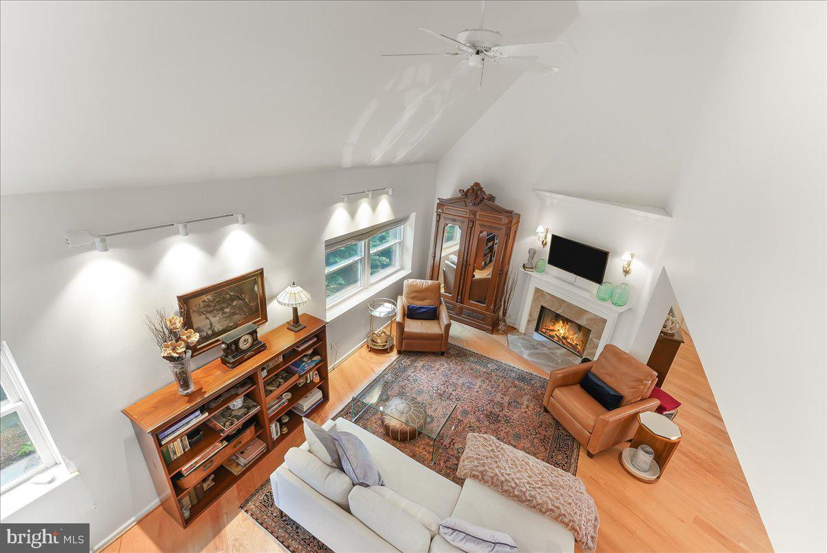 How would you like to live in a beautiful, sundrenched penthouse ?
If you like the idea of being on top of the world, surrounded by lush greenery and natural light, this may be your lucky day! Couple that tranquility with a prime Main Line location with walkability to shopping, dining and transportation and you will be describing the 3k Penthouse condominium at the coveted Churchill Court!
This two level, 2200+ square feet penthouse was carefully designed to provide privacy where desired and living and entertaining space with a seamless flow.
There are three ample sized Bedrooms. The Main Ensuite is upstairs, separate from the other two Bedrooms and full Bathroom that are off the main living area. Adjacent to the Ensuite, there is a door leading to the rooftop, where a private deck may be constructed if desired.
The large Great Room has a stunning vaulted ceiling, a wood-burning fireplace and windows on both sides. The windowed Kitchen has granite countertops, wood flooring, stainless appliances and breakfast area. The main level has a private office suitable for the work from home executive and/or any organized homeowner, plus a Powder Room for guests.
A Dual zoned HVAC ensures comfort on each level. And, while many condominiums have a laundry space, this home has a true “Laundry Room” on the main level and adjacent pantry storage. In addition, the home has smart storage solutions throughout, as well as an additional storage unit in the Basement of the building.
The home has two assigned parking spaces - one right in front of the building and one on the side. The Penthouse can be accessed via the elevator, which is perfect for transporting groceries and luggage - or via the bright, open staircase for those trying to get “their steps” in.
Book your Showing today, as this one will be popular!