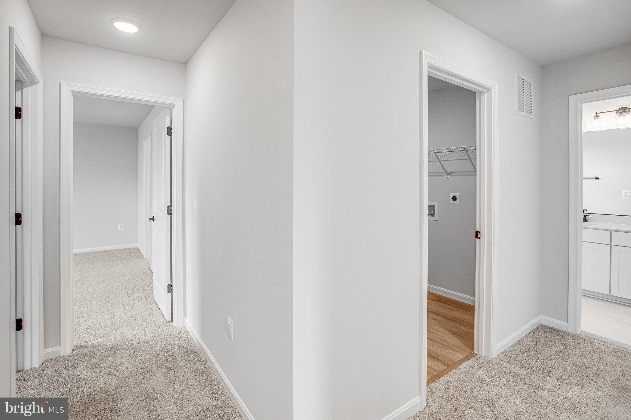 ROUND HILL MEADOWS - Residential