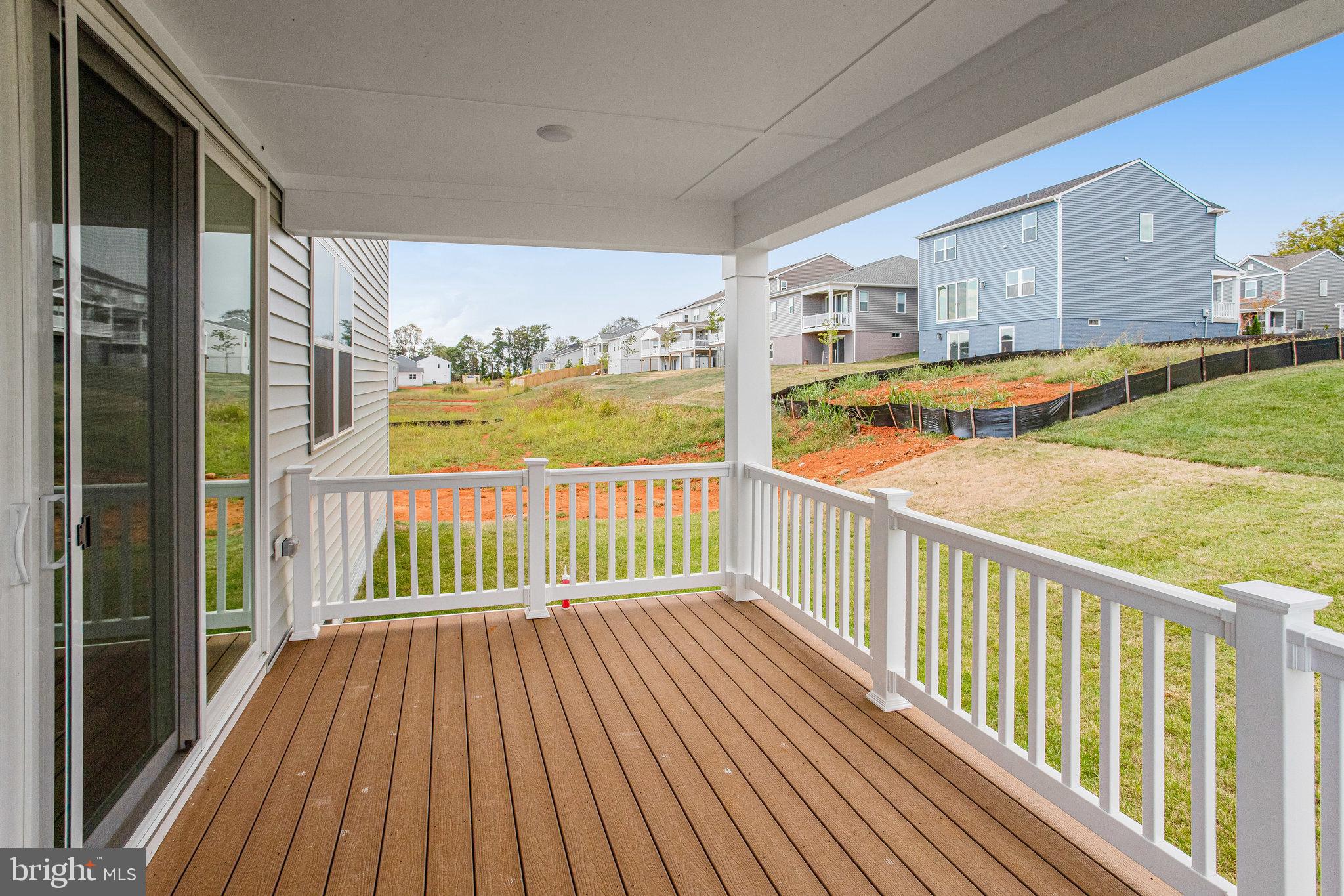 ROUND HILL MEADOWS - Residential