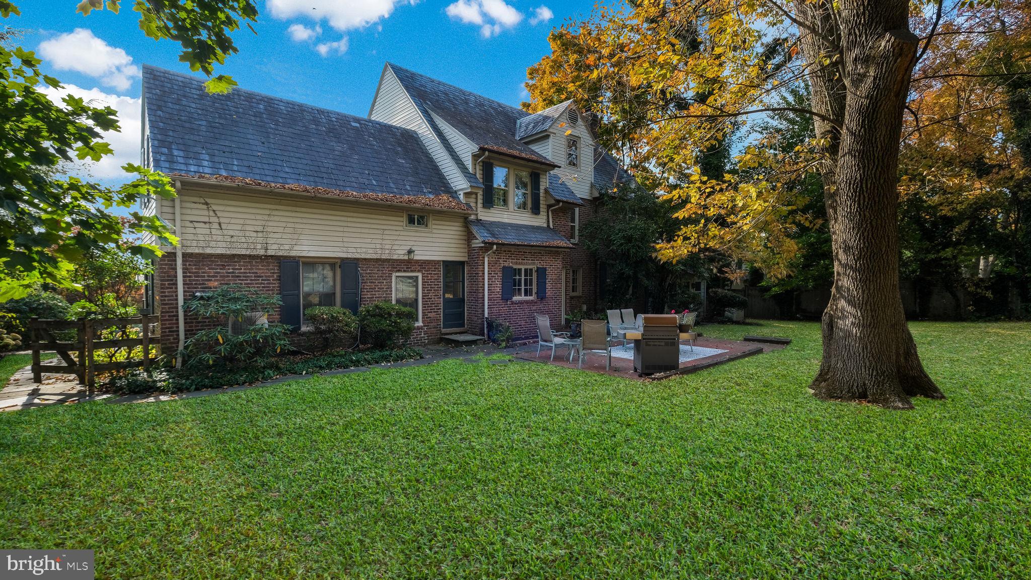 DOYLESTOWN BORO - Residential